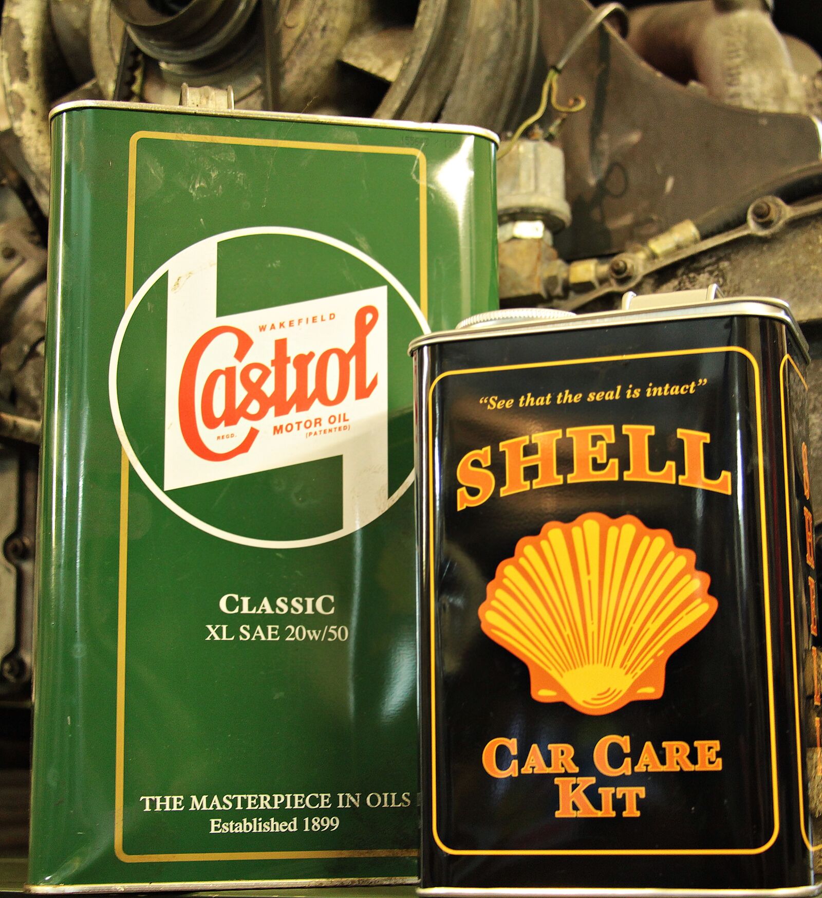 Canon EOS 550D (EOS Rebel T2i / EOS Kiss X4) sample photo. Engine block, engine oil photography
