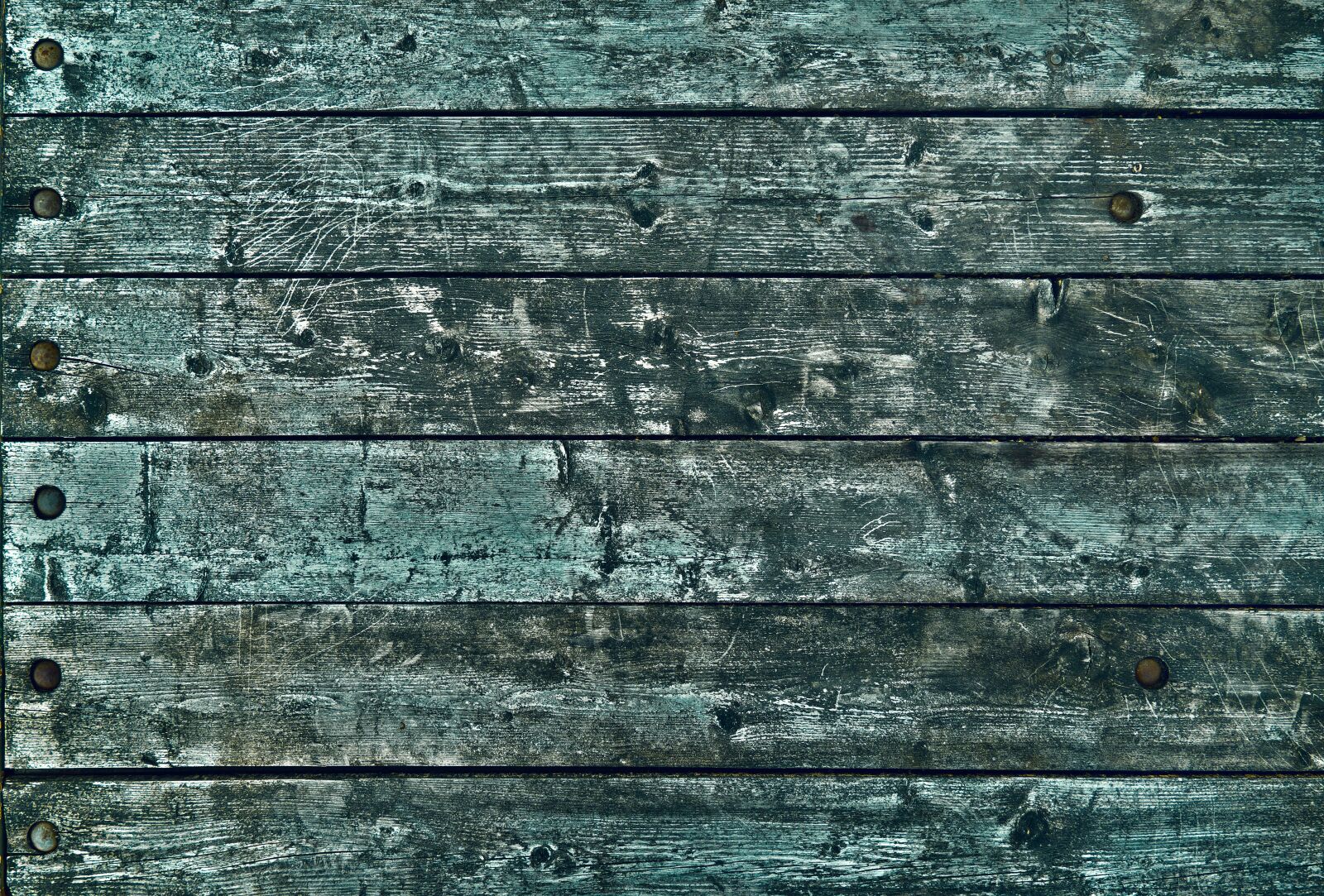 Panasonic Lumix DMC-FZ1000 sample photo. Floor boards, wagon, wood photography