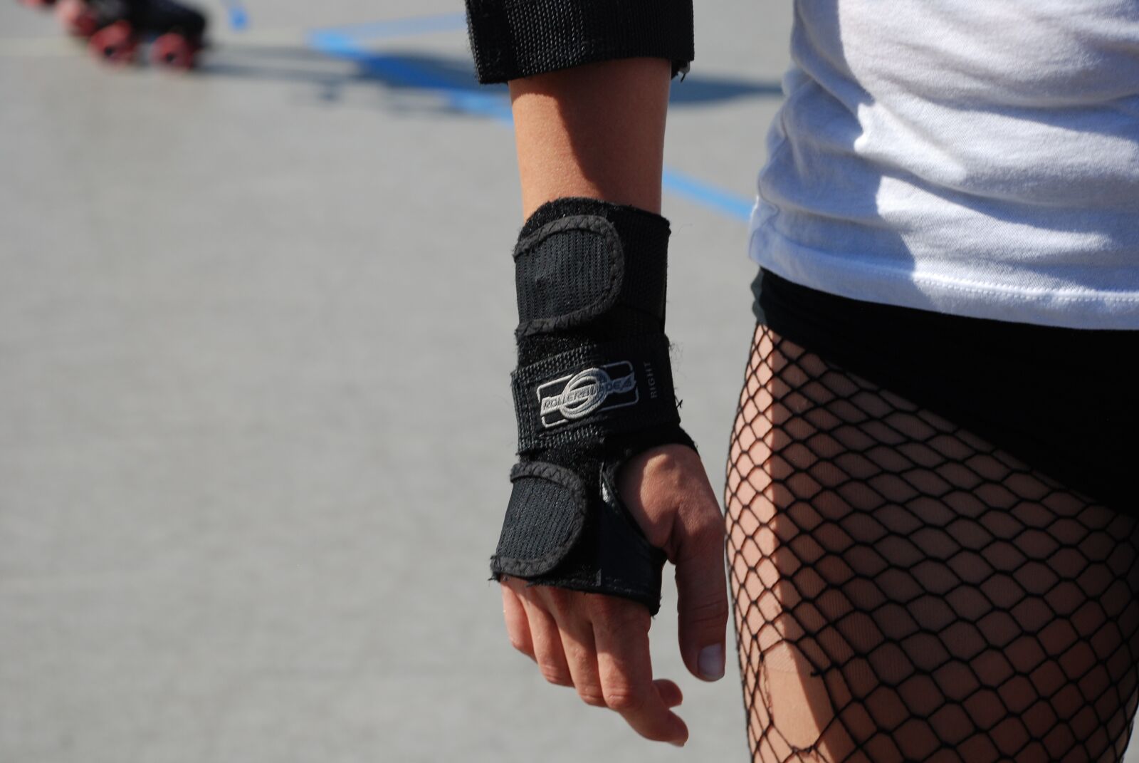 Nikon D80 sample photo. Glove, hand, protection photography