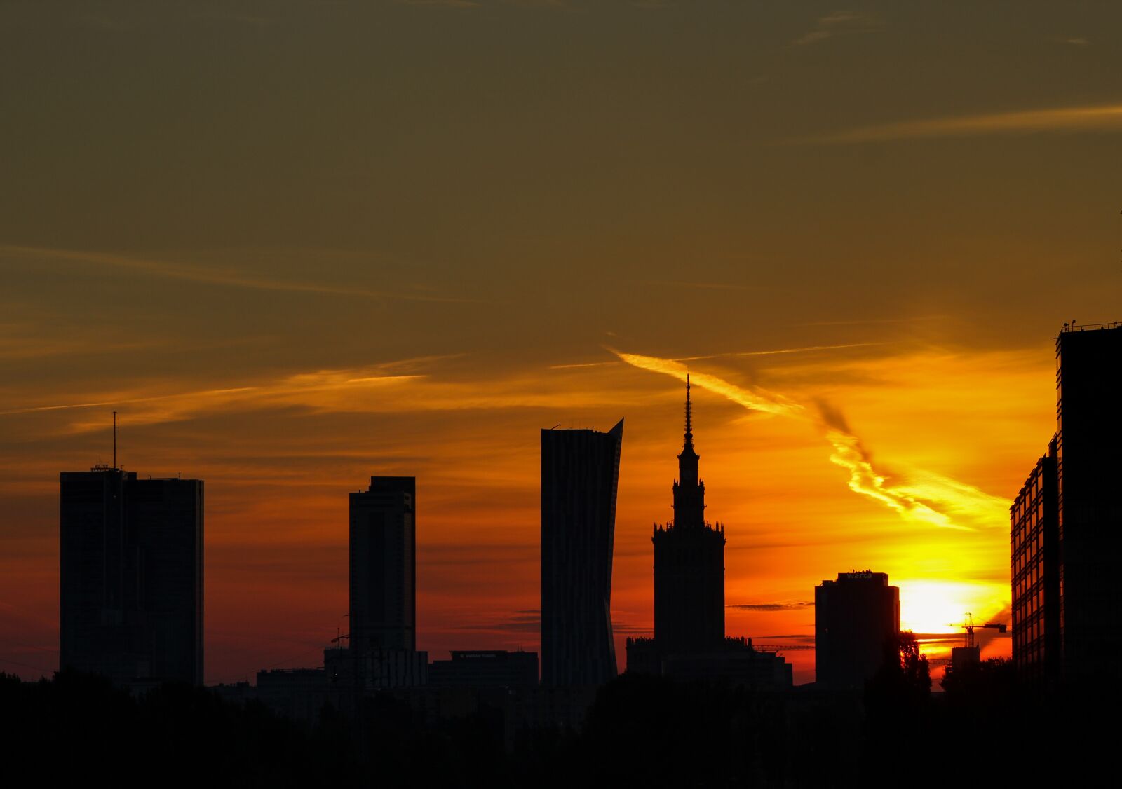 Canon EF75-300mm f/4-5.6 sample photo. Warsaw, sunrise, the sun photography