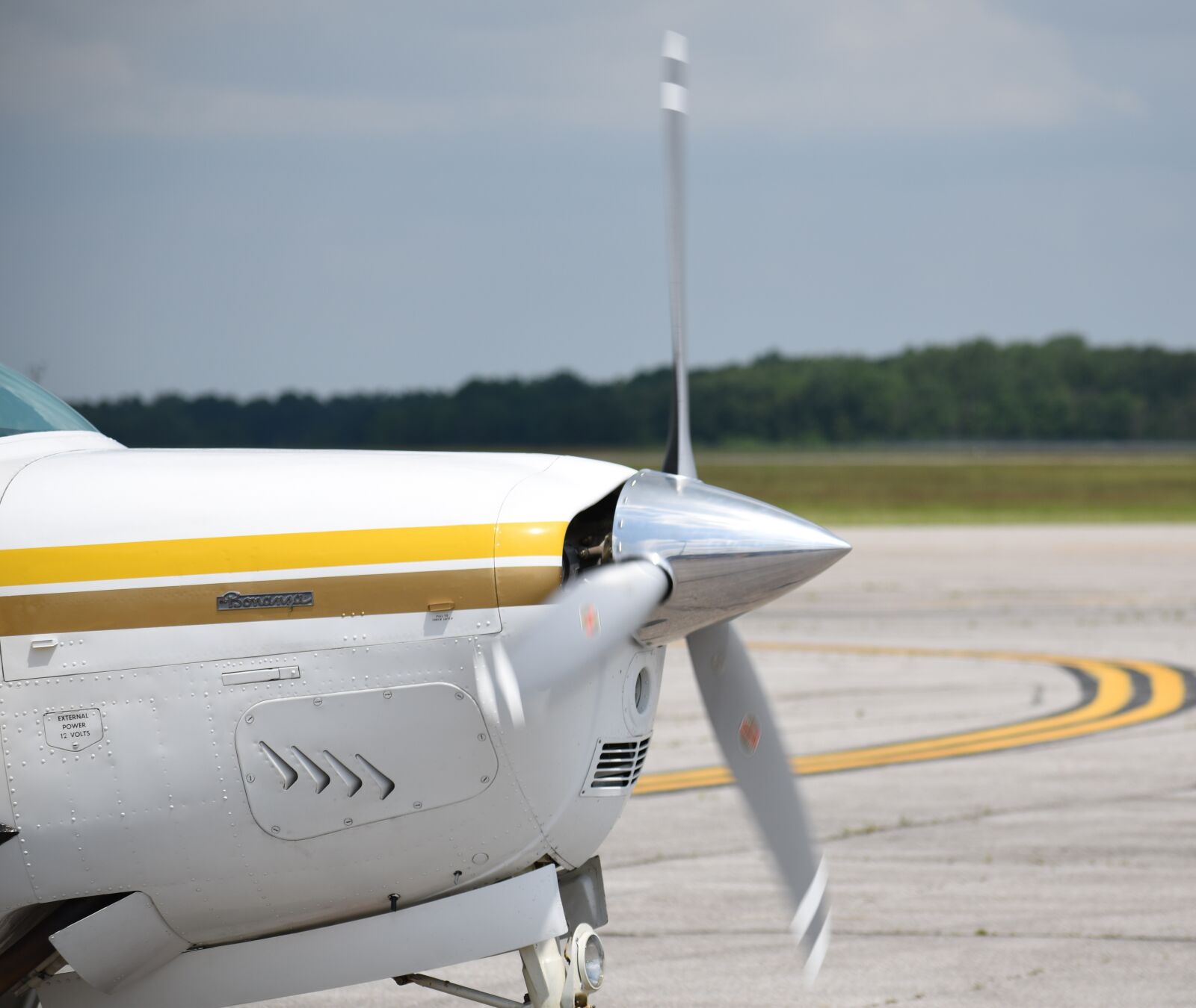 Nikon D5500 sample photo. Airplane, plane, propeller photography
