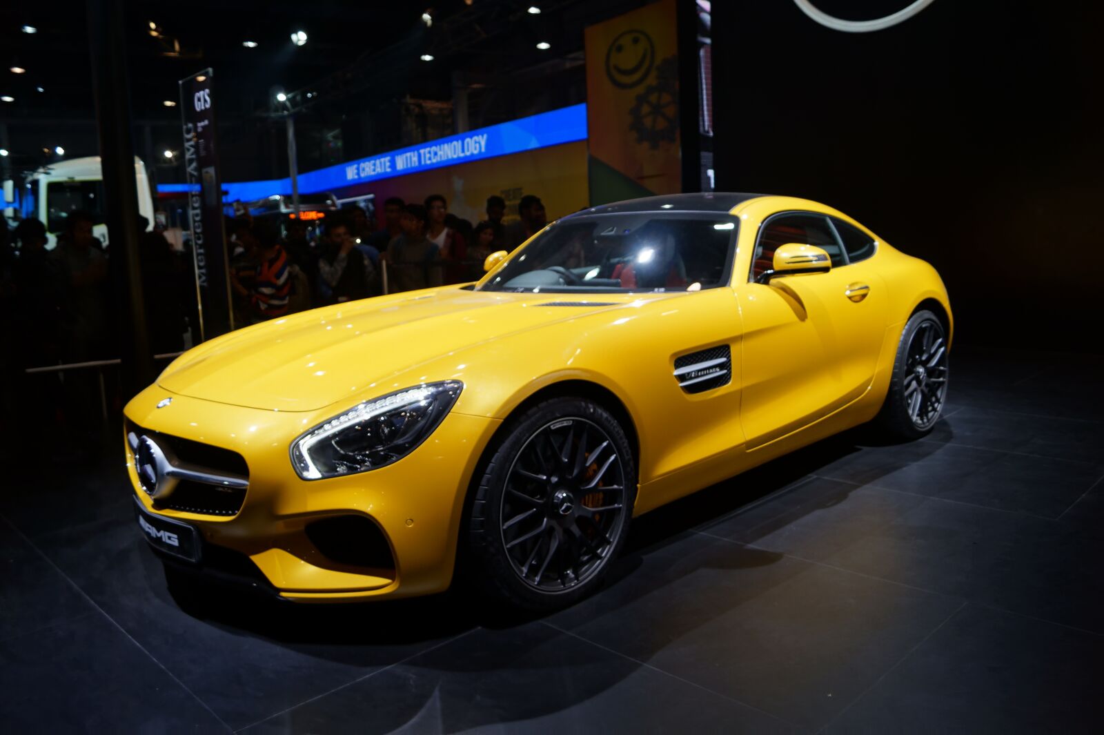 Sony SLT-A58 sample photo. Car, sportscar, mercedes photography