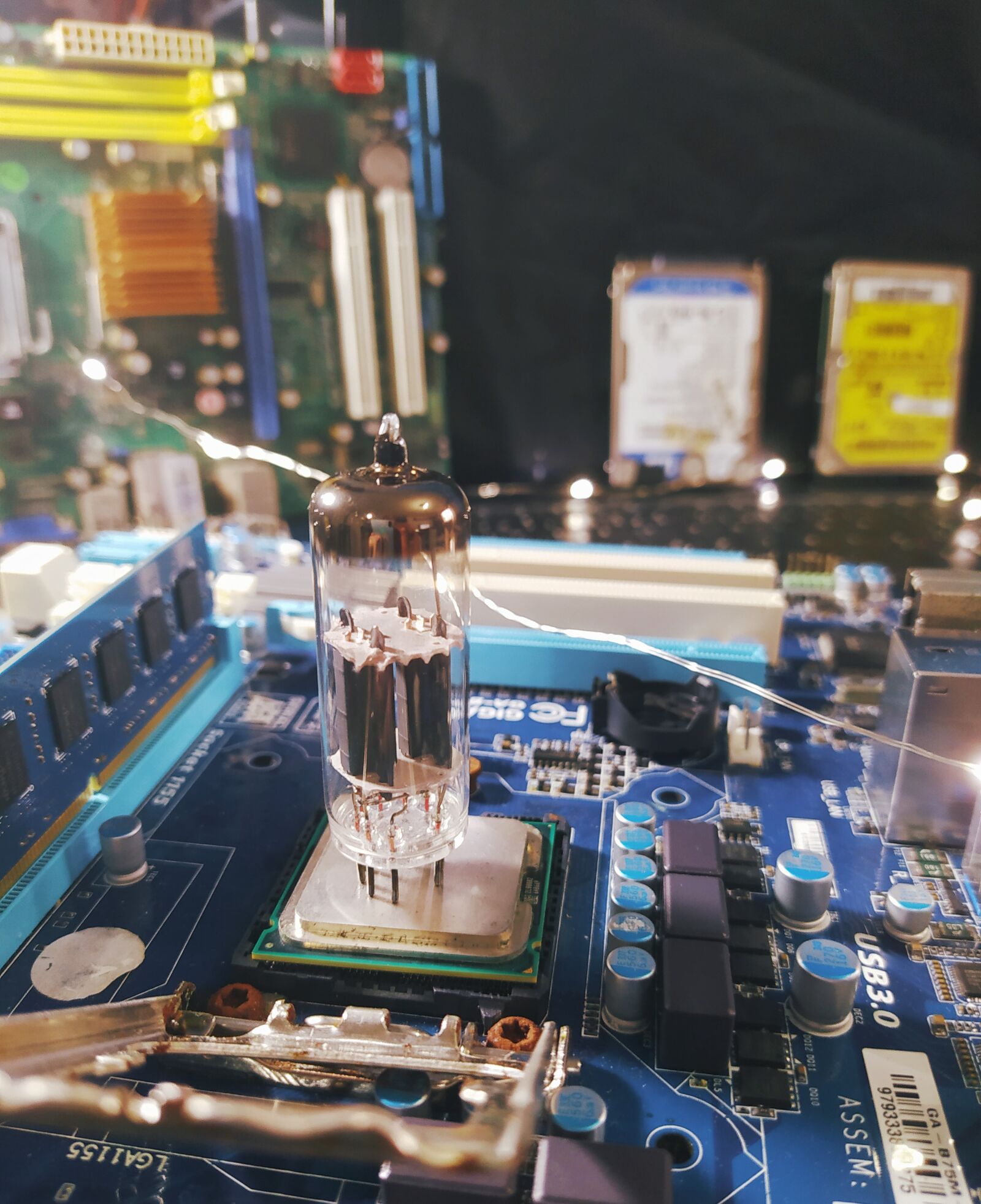 Xiaomi Redmi Note 8 sample photo. Motherboard, infor, tecnologia photography