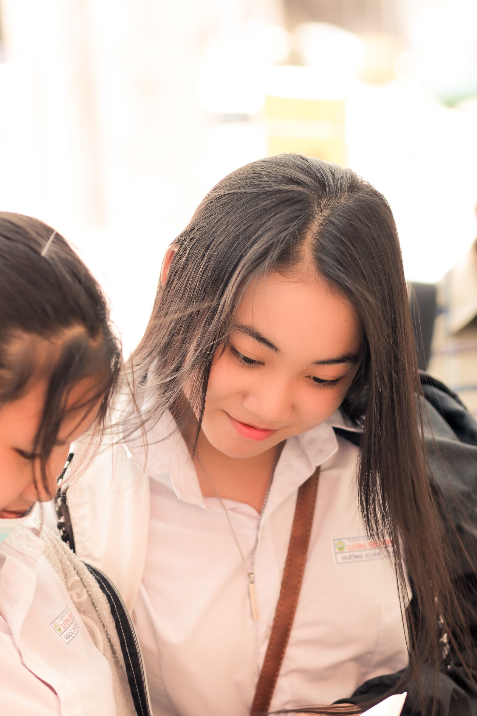 Canon EOS 80D + Canon EF 85mm F1.8 USM sample photo. Portrait, students, teen photography