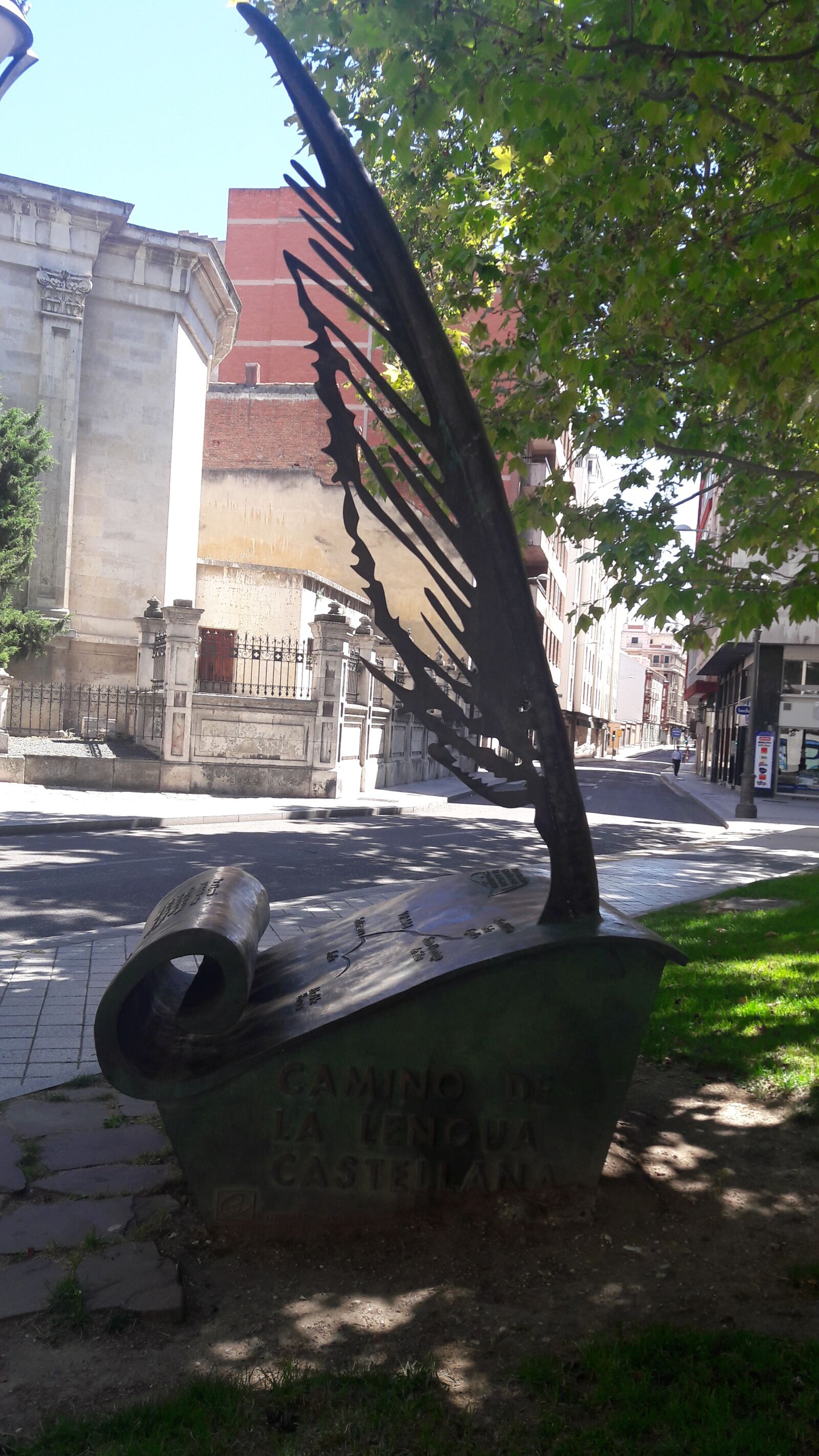 Samsung Galaxy A5(2016) sample photo. University square, valladolid, cervantes photography