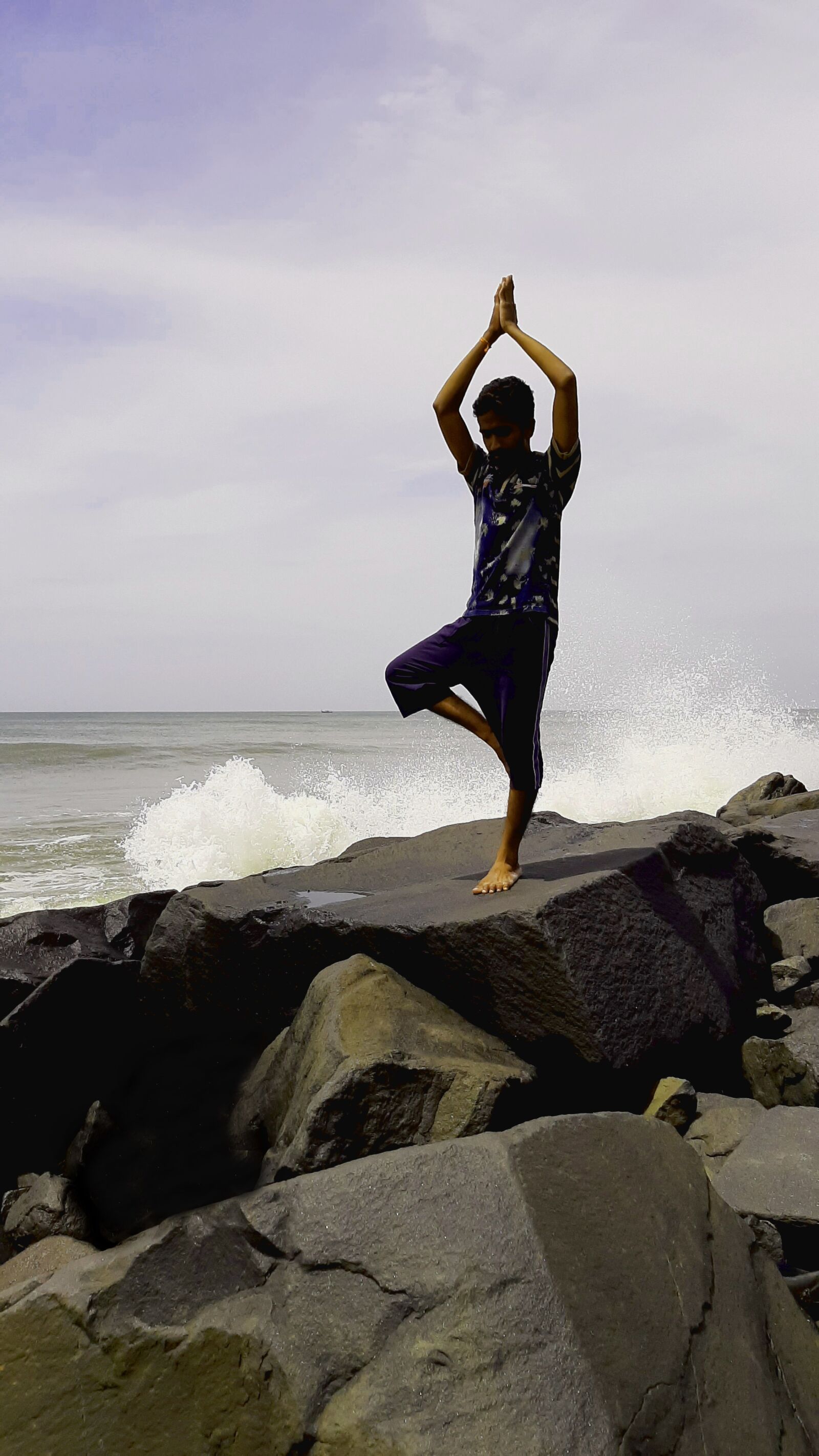 Samsung Galaxy A50 sample photo. Beach, yoga, balance photography