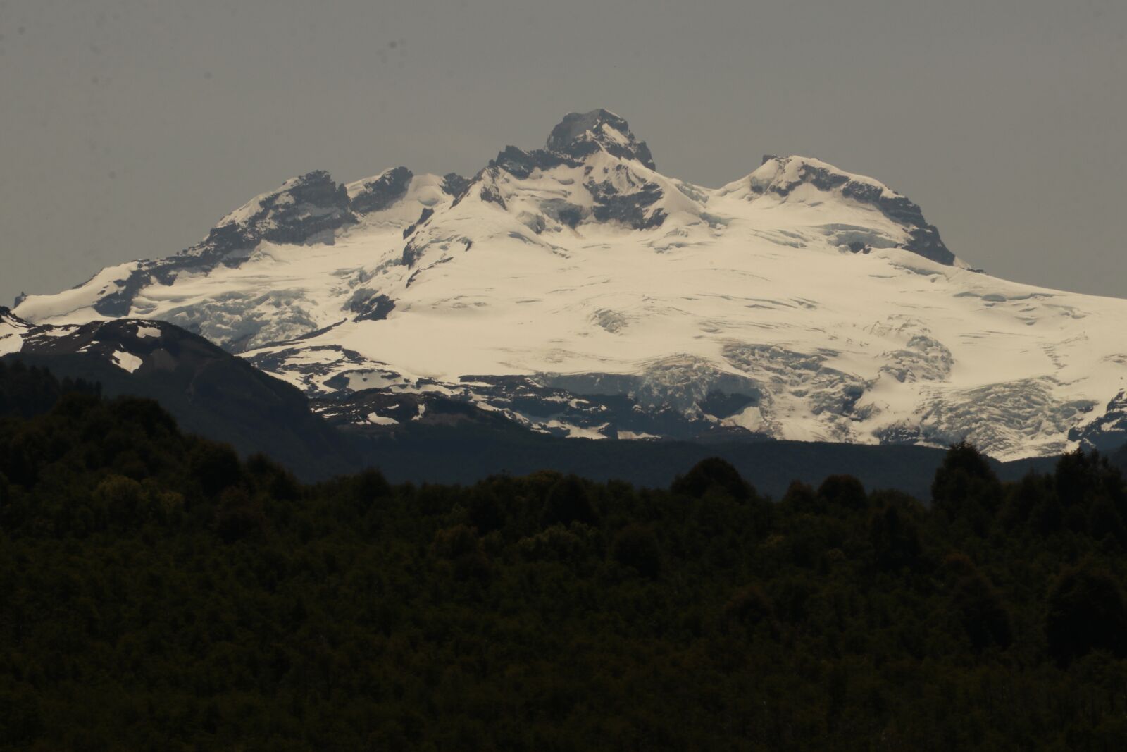 Canon EOS 80D + Canon EF-S 18-135mm F3.5-5.6 IS sample photo. Tronador, glacier, mountains photography