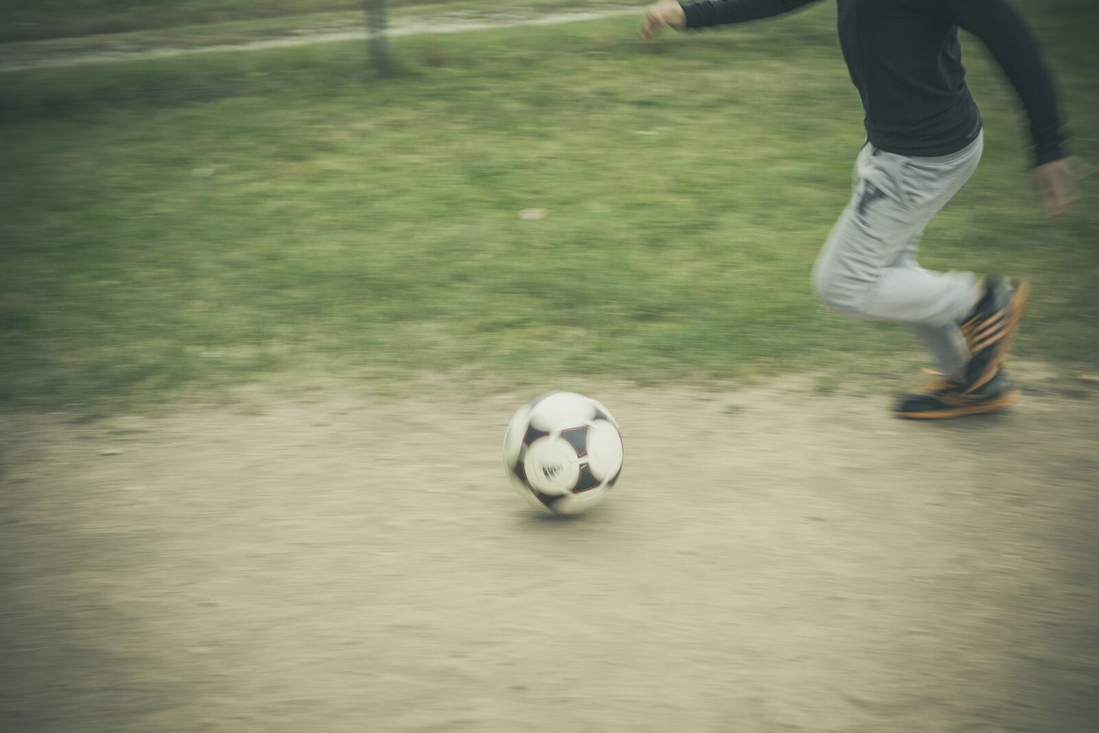 Canon EF 24-70mm F2.8L II USM sample photo. Child, football, play photography