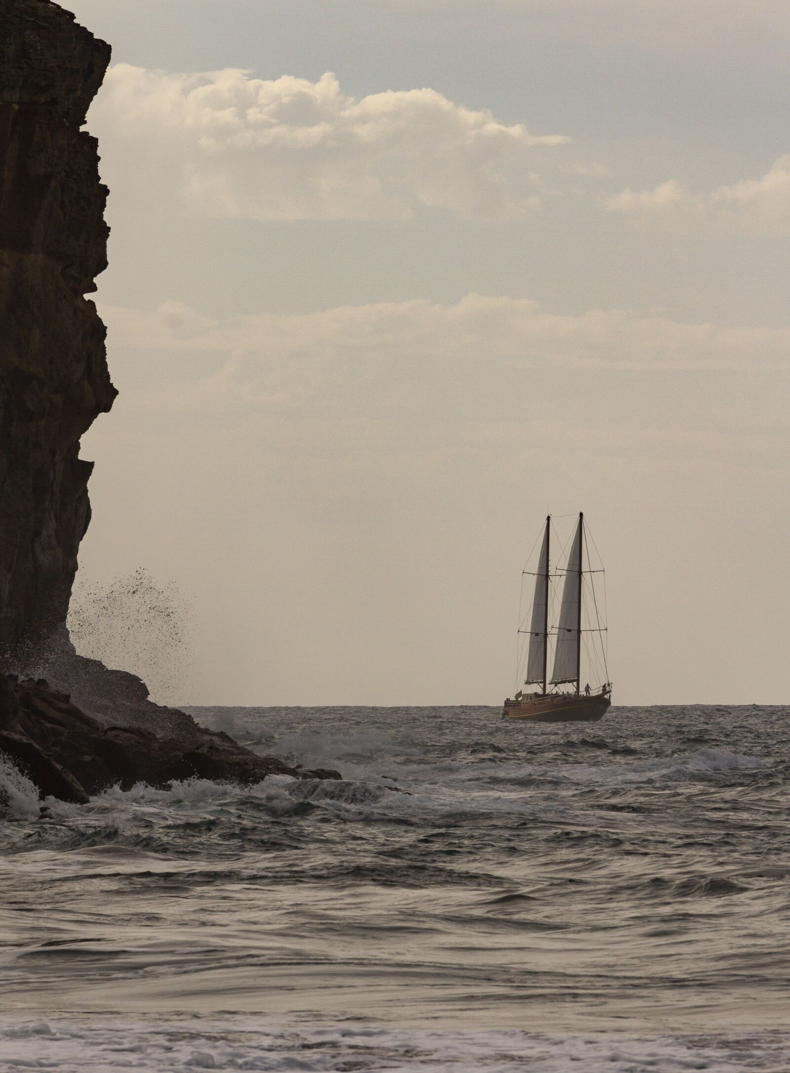 Canon EOS 7D sample photo. Sail boat, boat, water photography