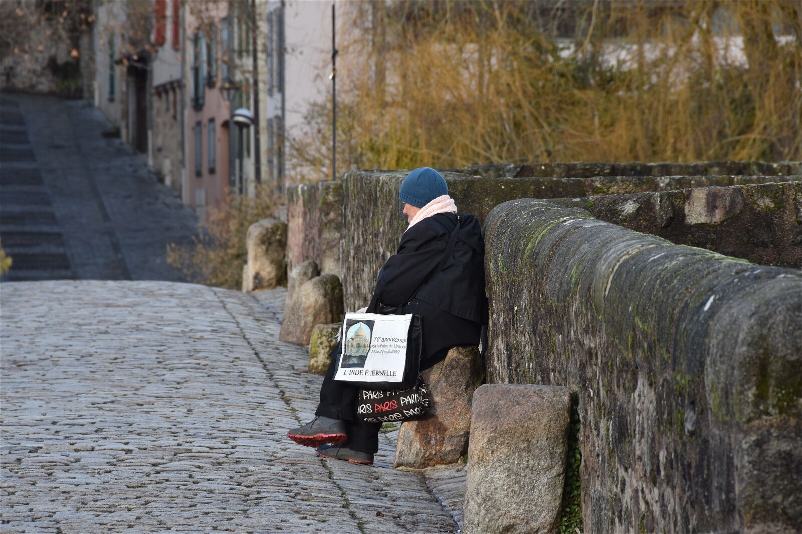 Nikon D5600 sample photo. Old woman, elderly person photography