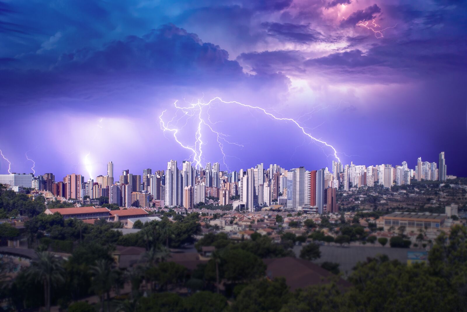 Nikon D3300 sample photo. Storm, city, ray photography