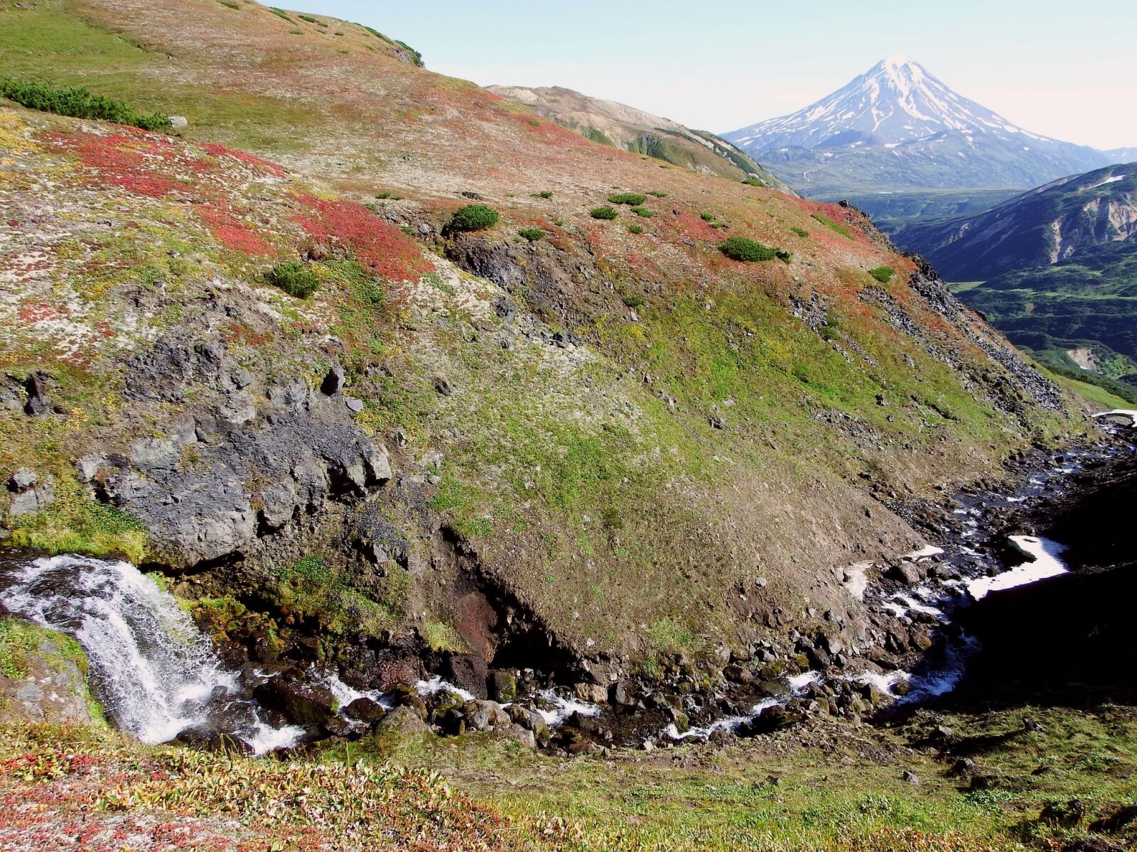 Fujifilm FinePix S1 sample photo. Mountains, volcano, waterfall photography