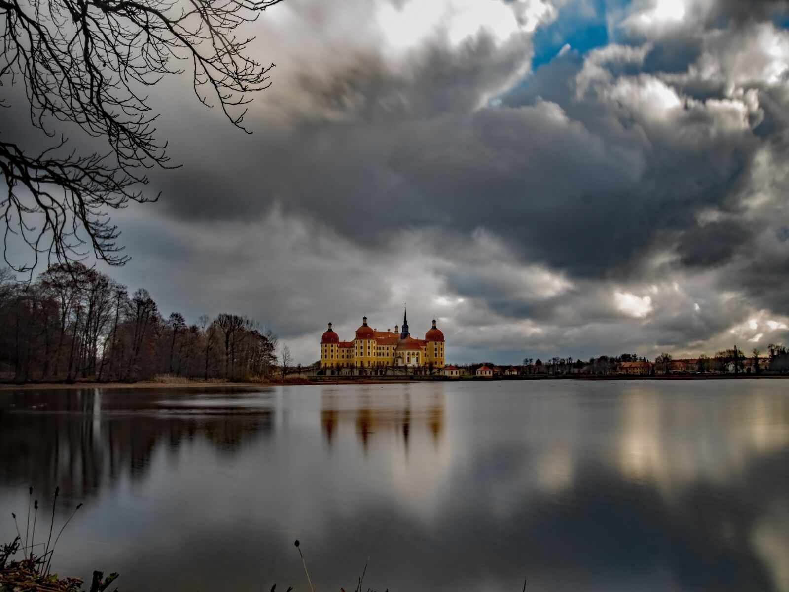 Olympus PEN E-PL7 sample photo. Landscape, water, moritz castle photography