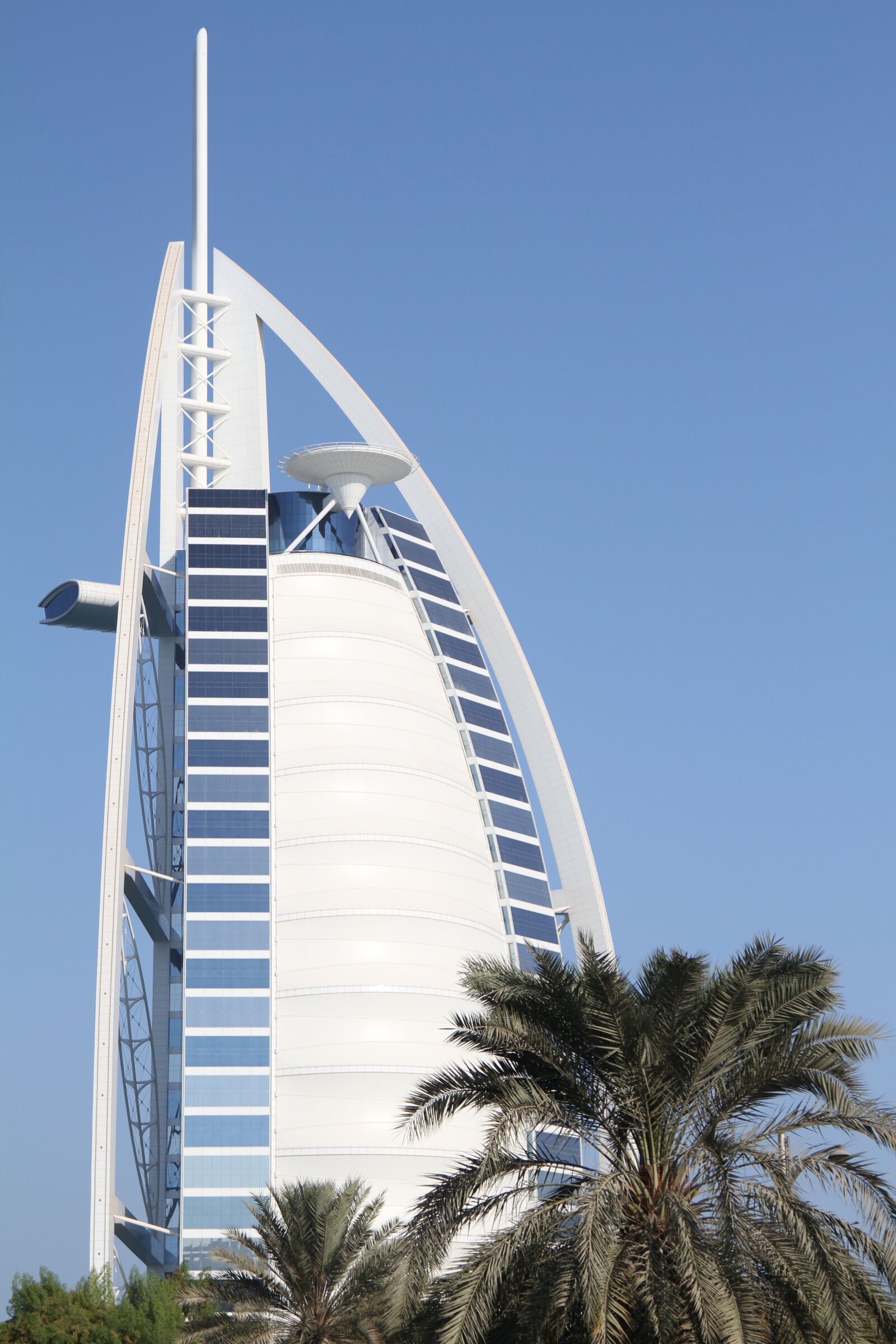 Canon EOS 7D sample photo. Hotel, dubai, burj photography