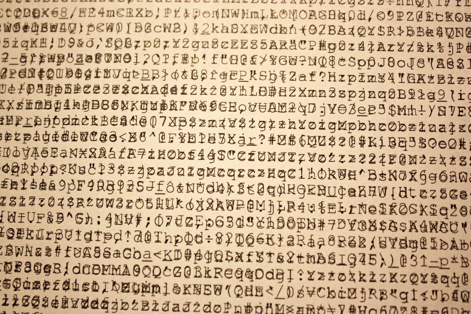 Canon EOS 450D (EOS Rebel XSi / EOS Kiss X2) sample photo. Glitch art, characters, hieroglyphs photography