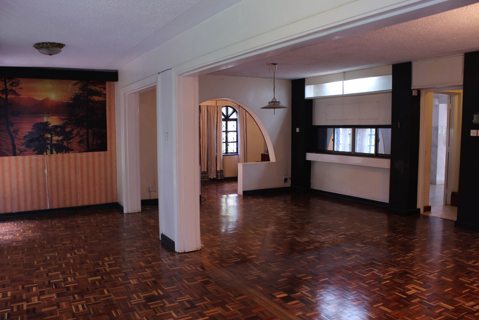 Canon EOS 600D (Rebel EOS T3i / EOS Kiss X5) sample photo. House, space, living photography