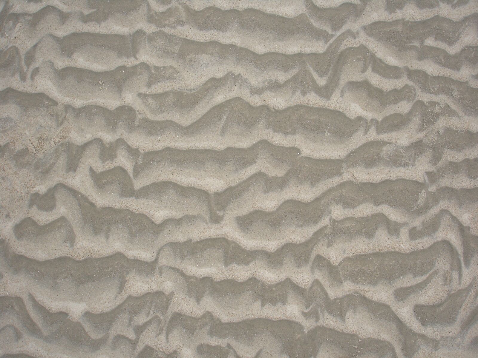 Sony DSC-P200 sample photo. Sand and four of photography
