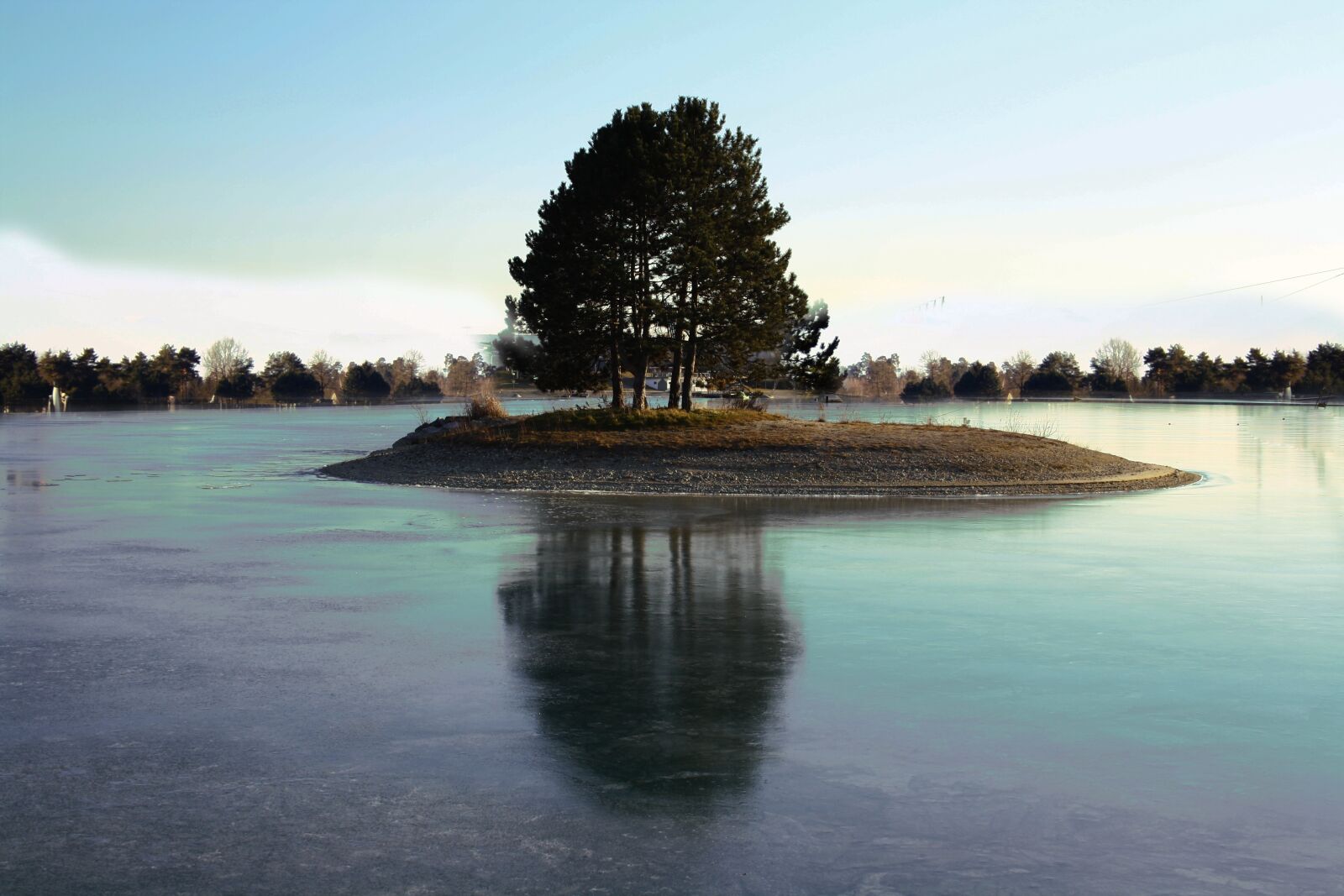 Canon EOS 1000D (EOS Digital Rebel XS / EOS Kiss F) sample photo. Water, lake, tree photography