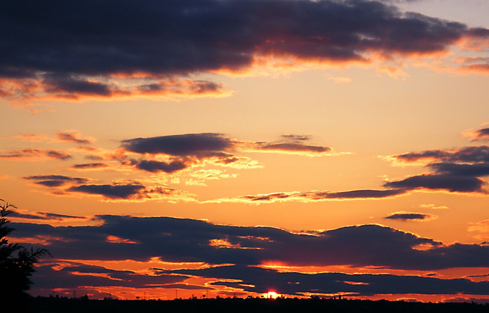 Fujifilm FinePix S8000fd sample photo. Sky, clouds, sun photography