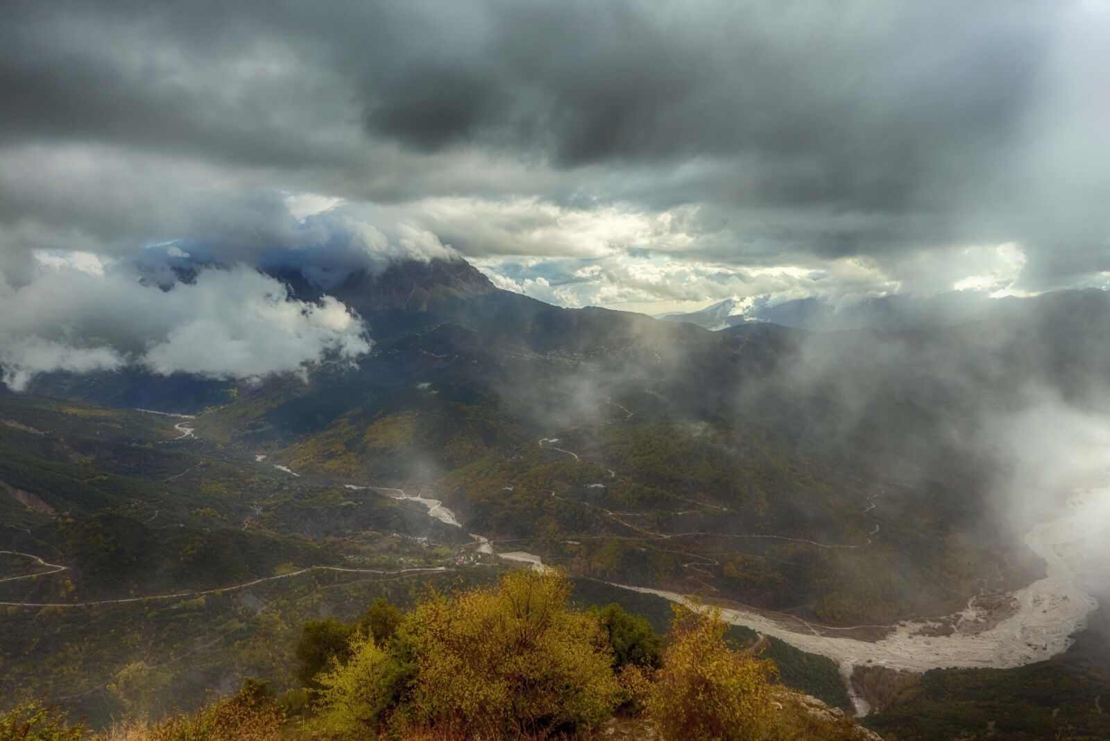 Tamron SP 24-70mm F2.8 Di VC USD sample photo. Village, nature, landscape photography