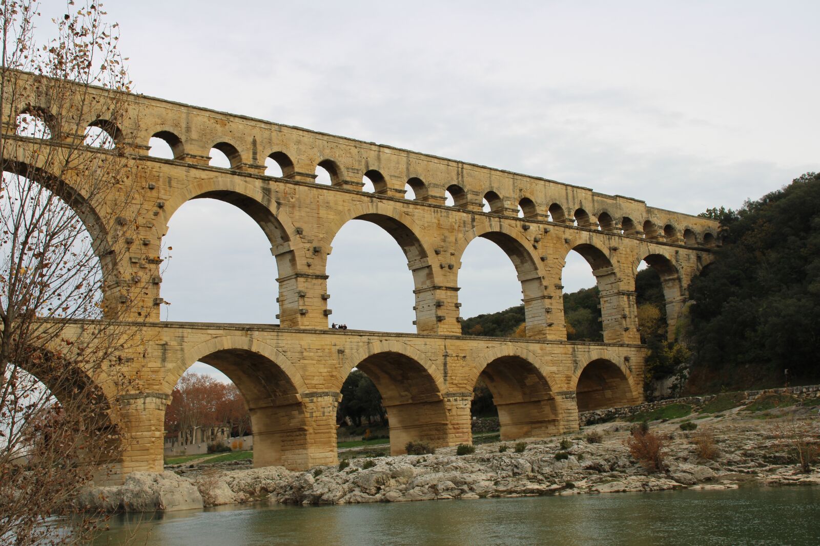 Canon EOS 2000D (EOS Rebel T7 / EOS Kiss X90 / EOS 1500D) sample photo. Channel, aqueduct, water pipe photography
