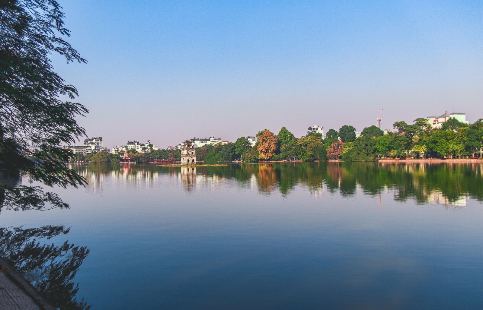Canon EOS 80D sample photo. Landscape, lake, sky photography