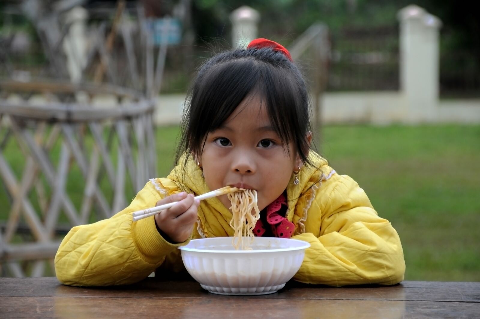 Nikon D90 sample photo. Child, noodle, high land photography