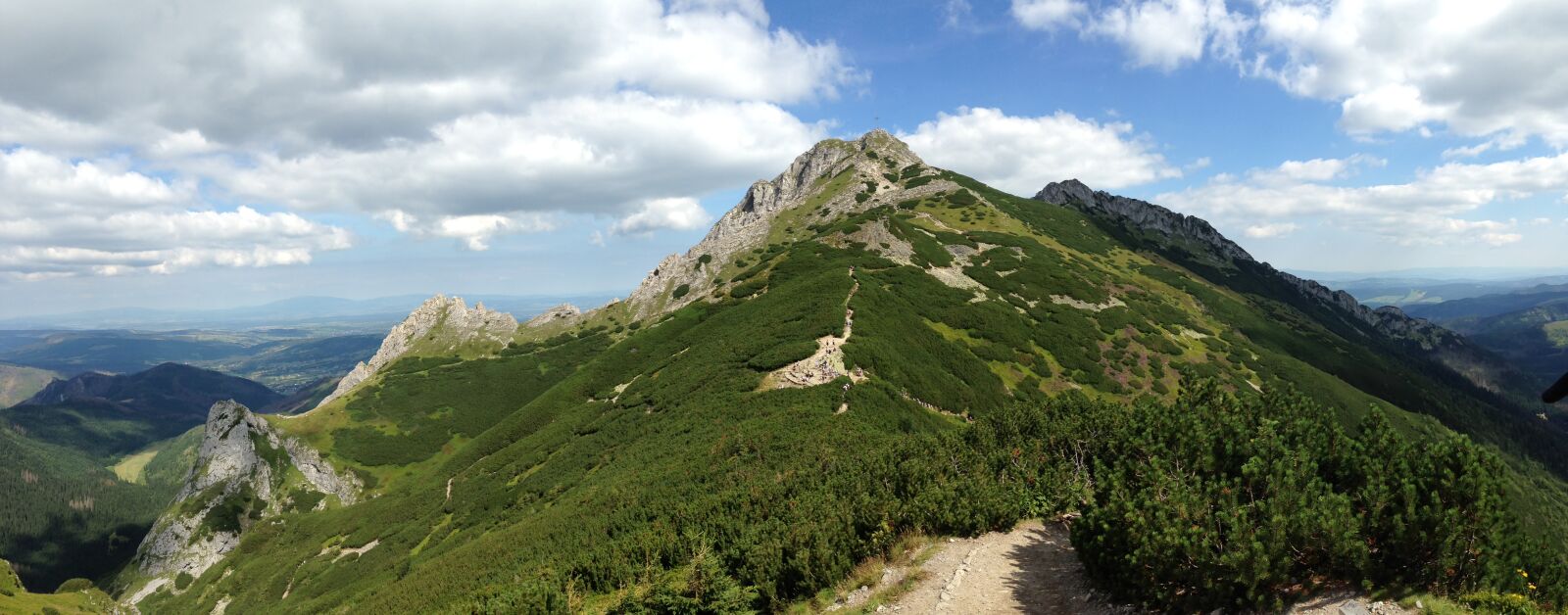 iPhone 5c back camera 4.12mm f/2.4 sample photo. Mountains, tatry, the high photography