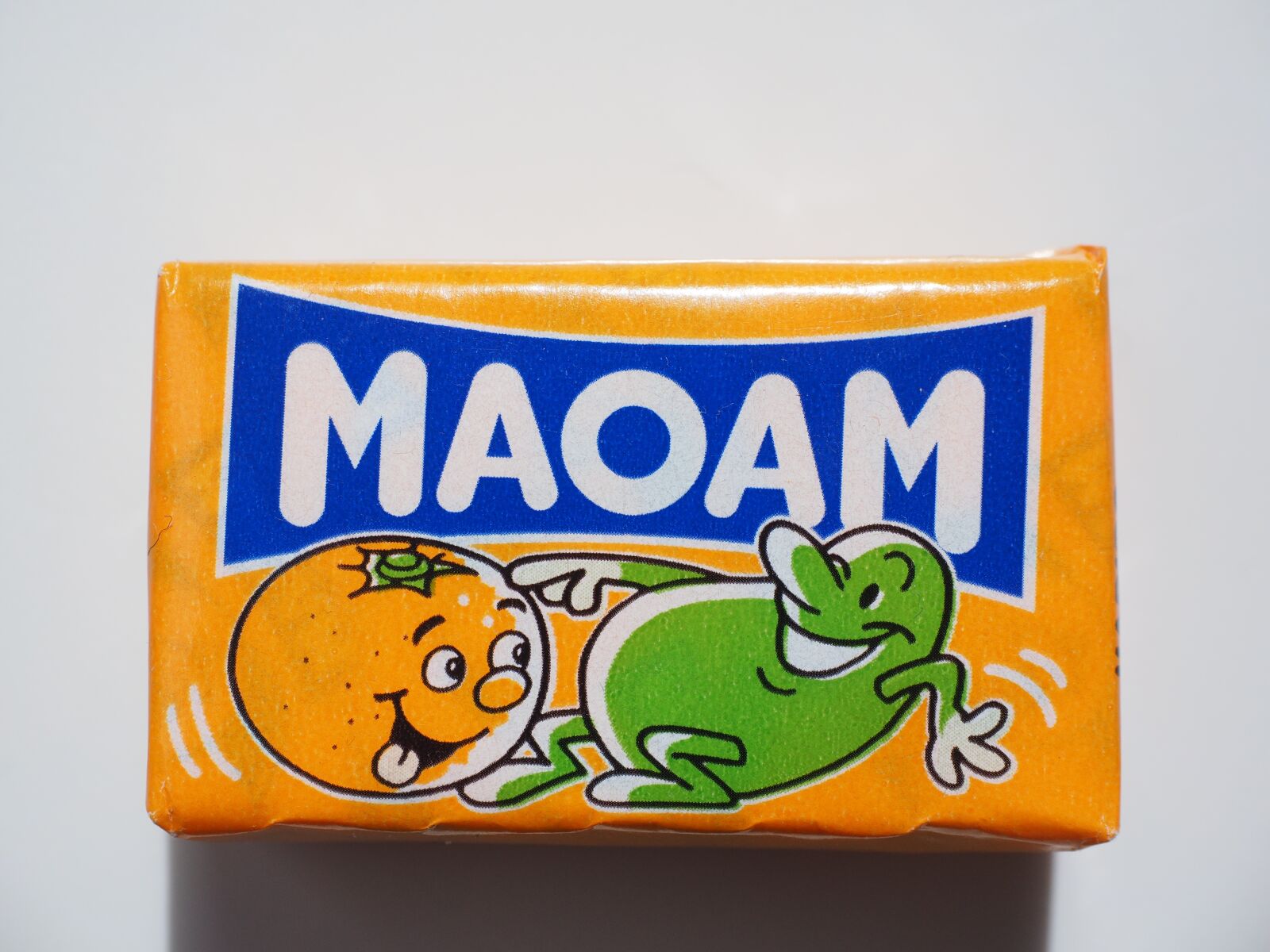 Olympus OM-D E-M1 + Olympus M.Zuiko Digital ED 12-40mm F2.8 Pro sample photo. Maoam, chewy candy, sweetness photography