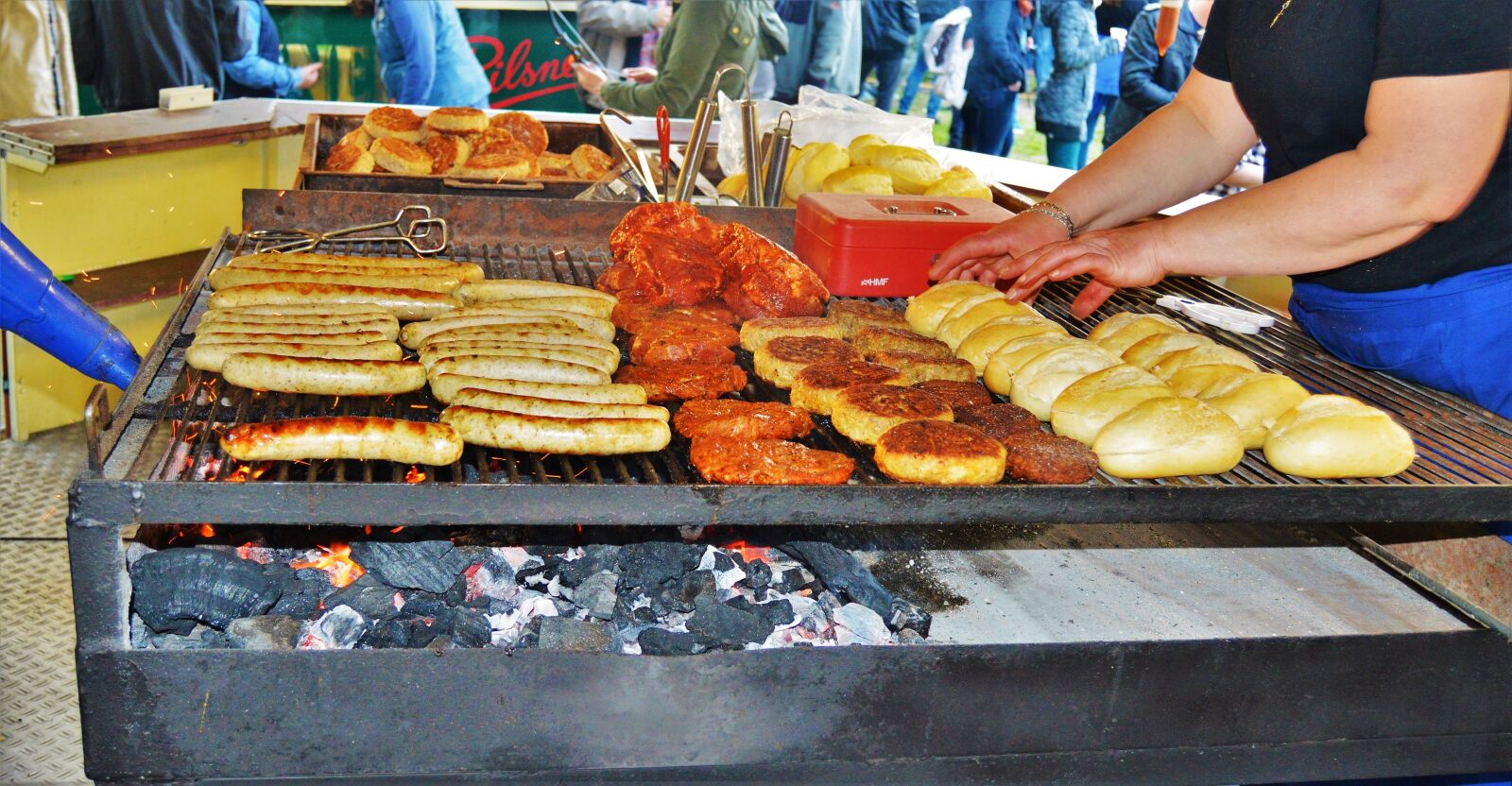 Nikon D3200 sample photo. Grill, folk festival, grilling photography