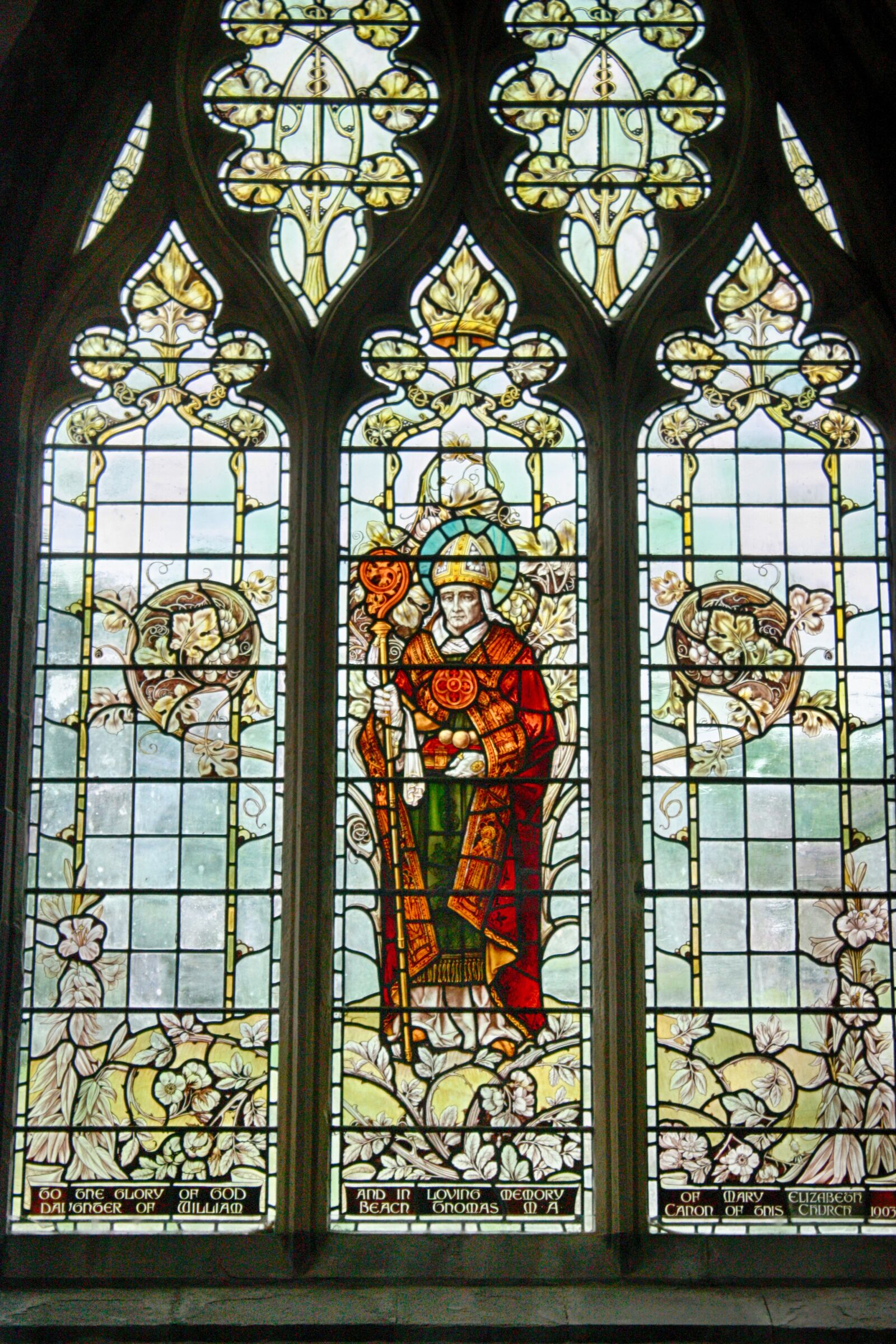 Canon EOS 450D (EOS Rebel XSi / EOS Kiss X2) sample photo. Stained glass, church, stained photography