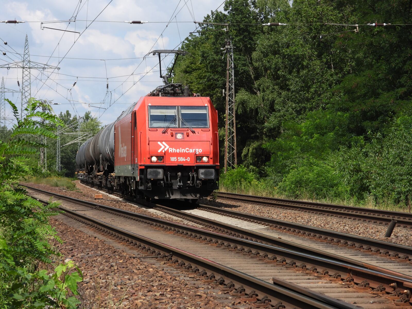 Nikon Coolpix P1000 sample photo. Locomotive, train, freight train photography