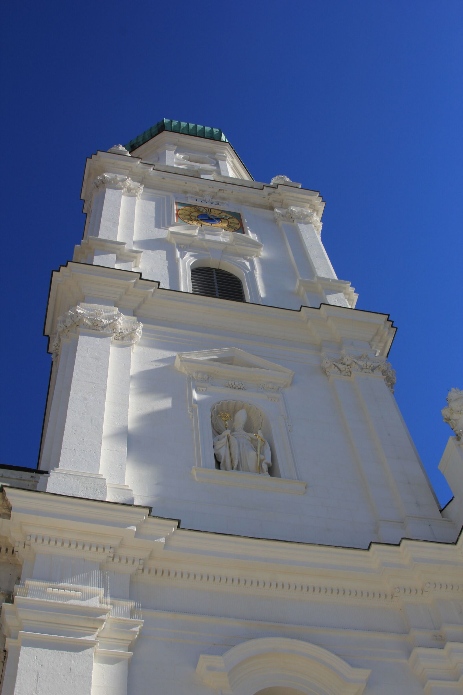 Canon EOS 60D sample photo. Architecture, travel, sky photography
