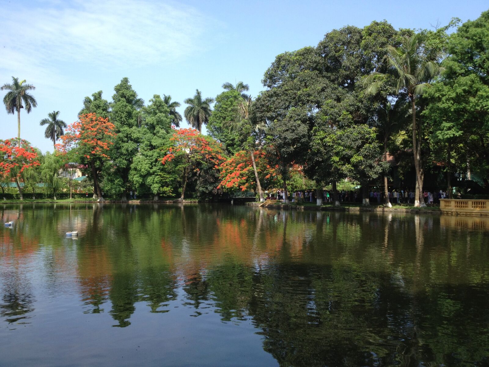 Apple iPhone 4S sample photo. Uncle ho's lake, lake photography