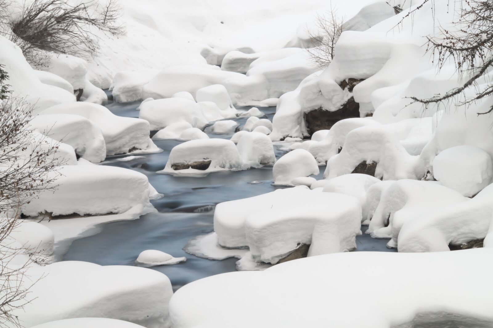 Sony SLT-A58 sample photo. Ahr, river, ice photography