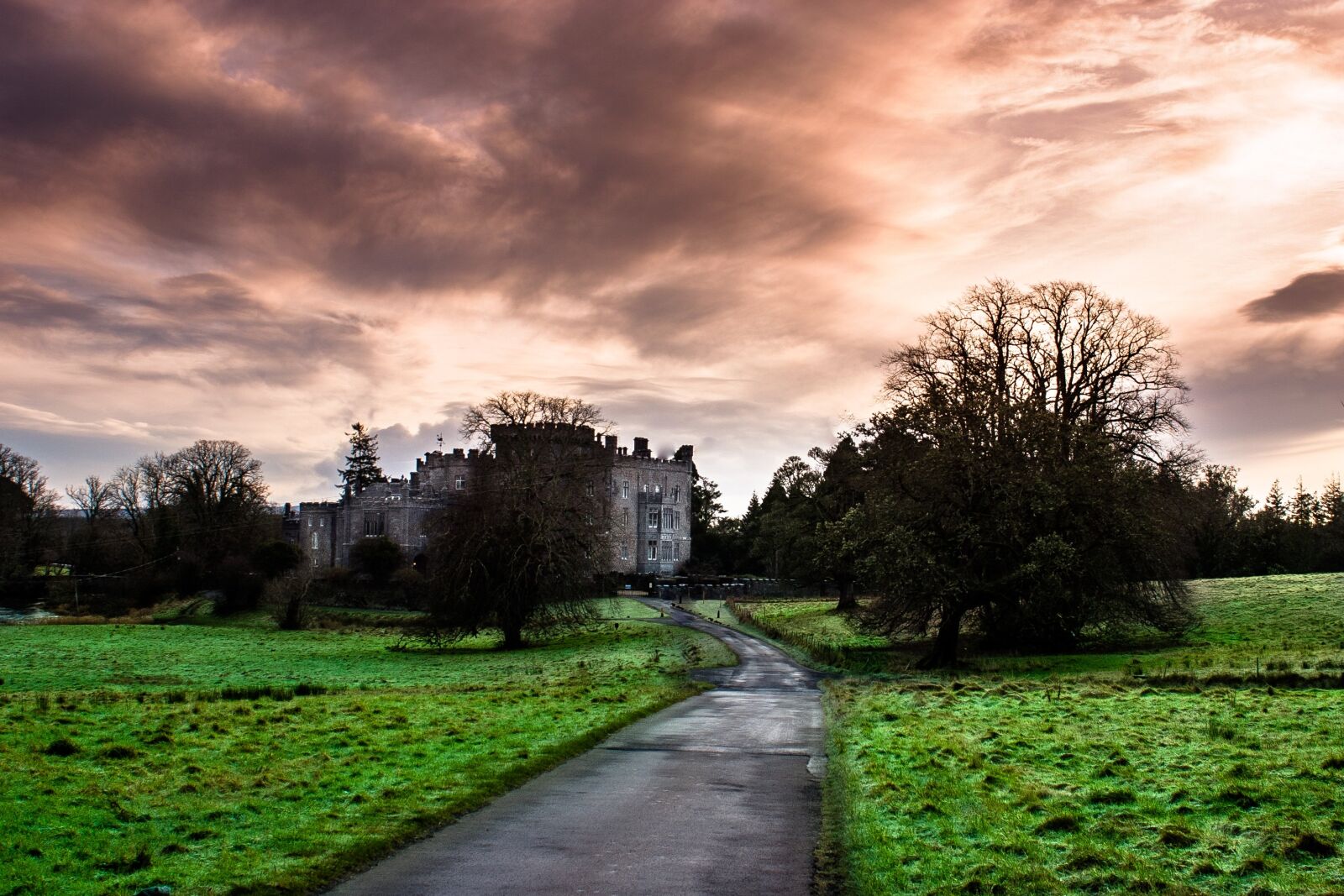 Canon EOS 10D sample photo. Castle, ireland, celtic photography