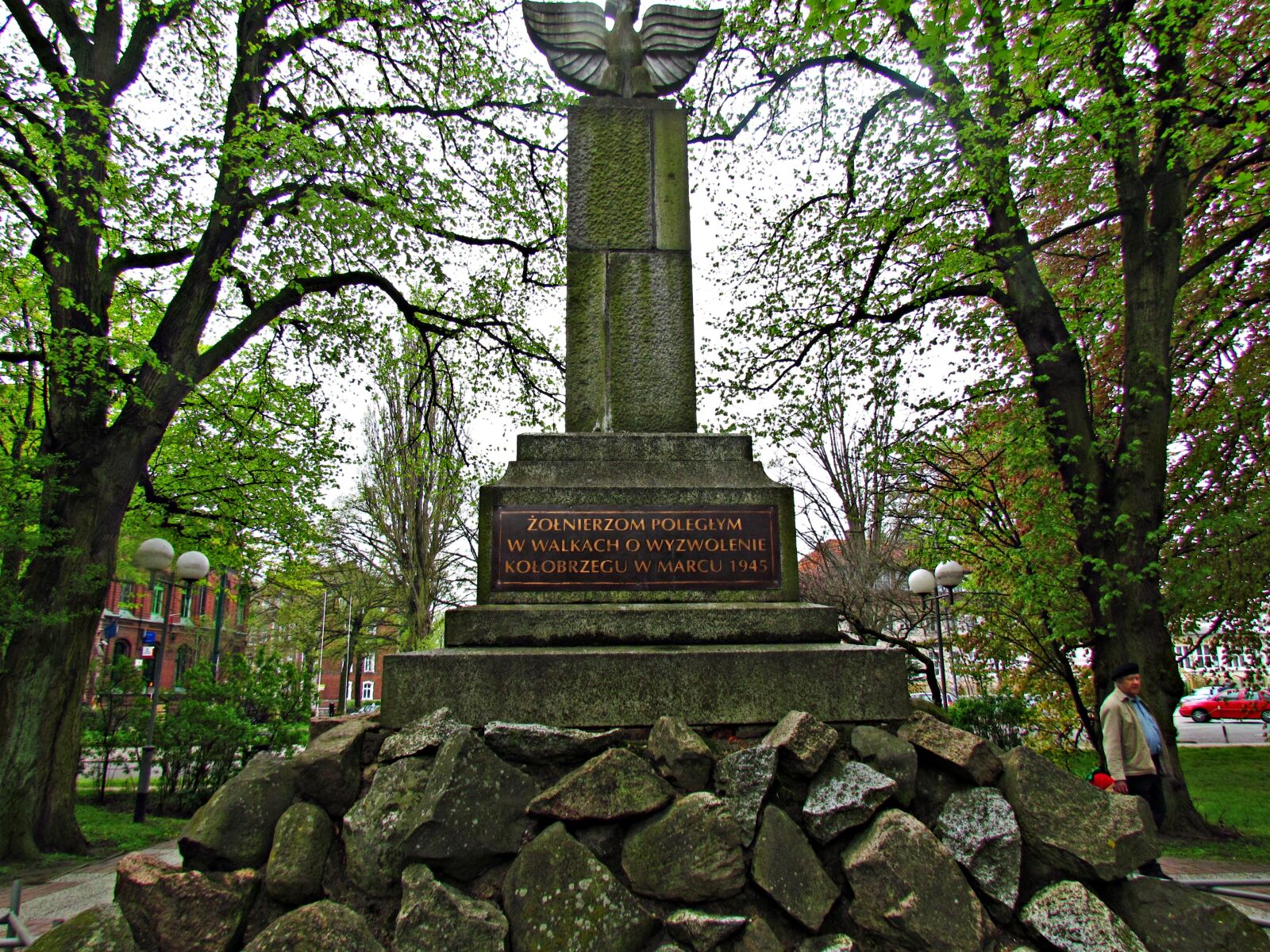 Canon PowerShot SX30 IS sample photo. Monument, soldiers, the hero photography