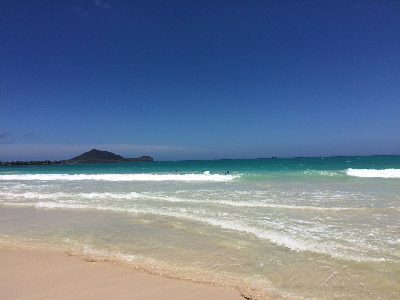iPhone 5s back camera 4.15mm f/2.2 sample photo. Hawaii, beach, ocean photography