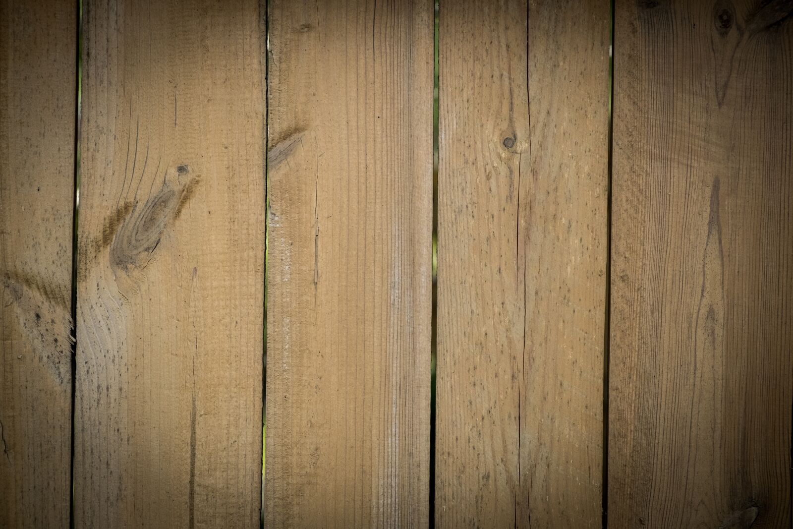 Fujifilm X-T3 + Fujifilm XF 18-55mm F2.8-4 R LM OIS sample photo. Wood, texture, wooden photography