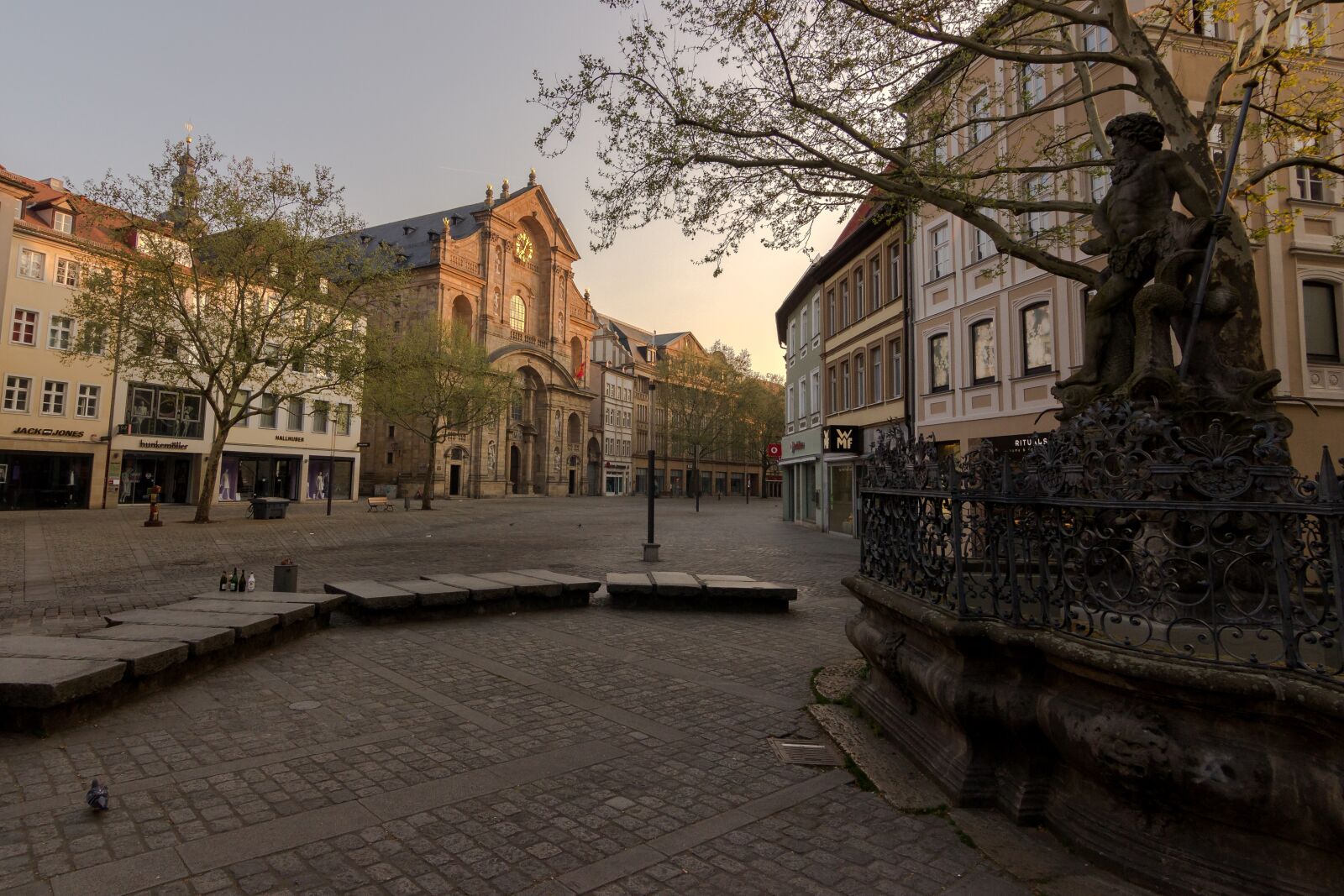 Canon EOS 600D (Rebel EOS T3i / EOS Kiss X5) sample photo. Bamberg, fork man, swiss photography