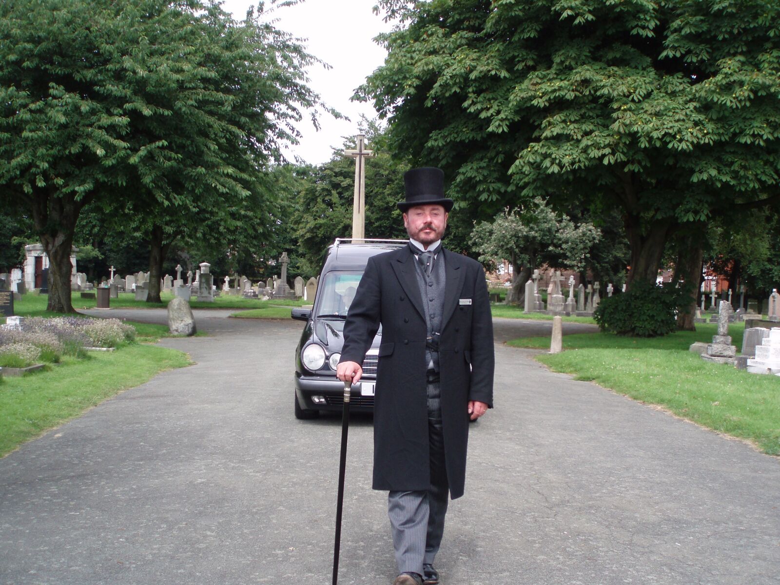 Olympus u700,S700 sample photo. Funeral director, undertaker, funeral photography