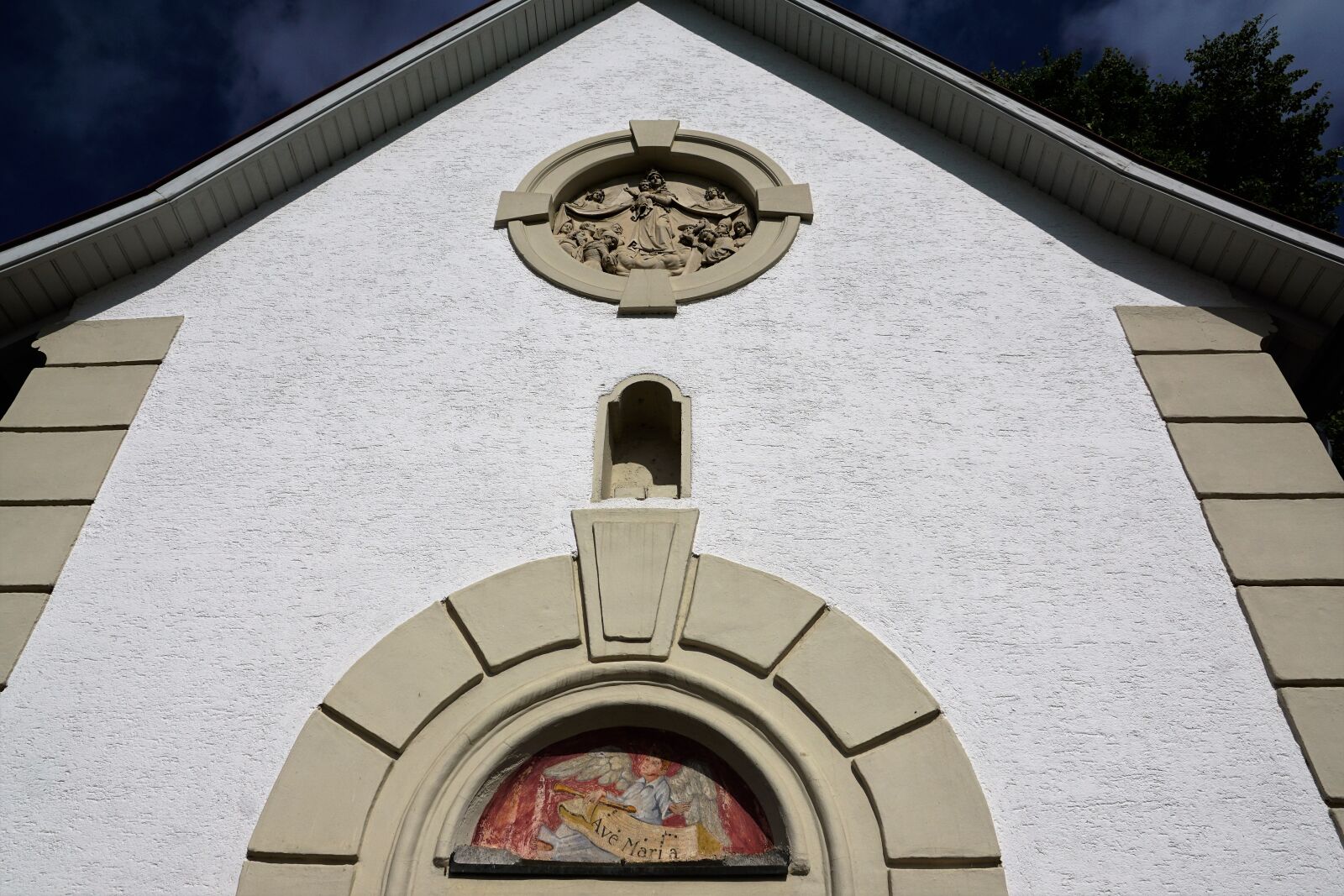 Sony ILCA-77M2 + Sony DT 16-50mm F2.8 SSM sample photo. Chapel, church, religion photography