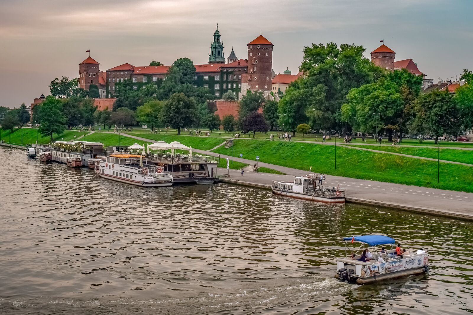 Nikon D3300 sample photo. Krakow, poland, wawel castle photography