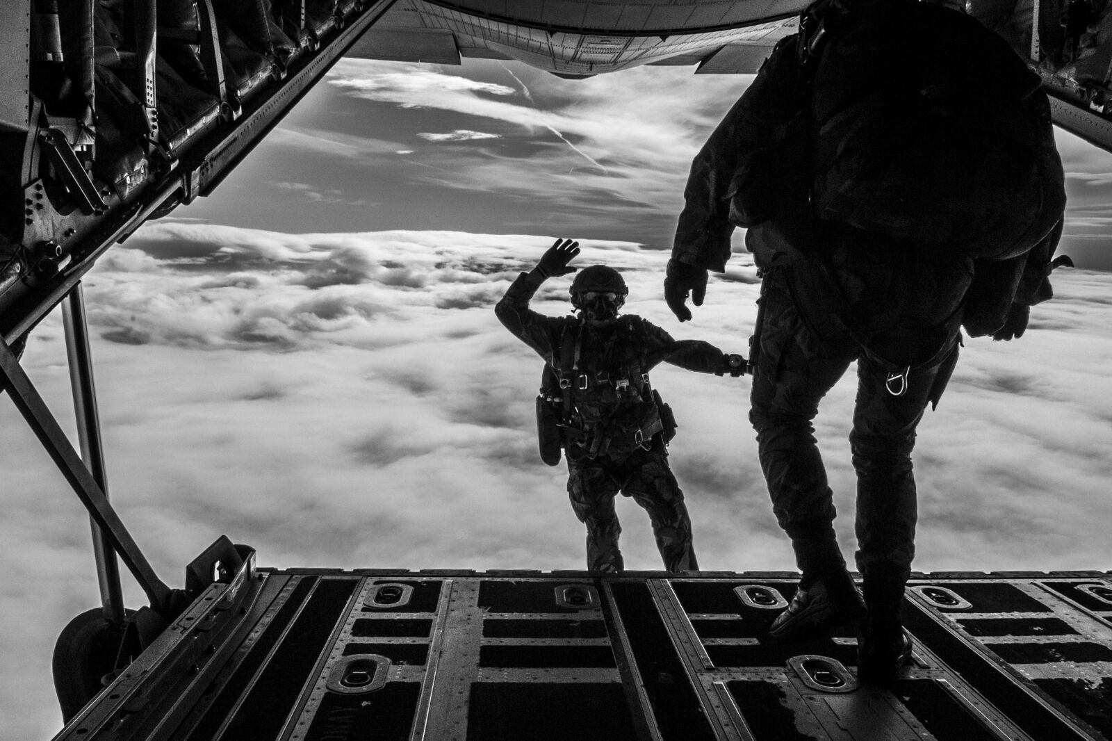 Nikon D4 sample photo. Parachuting, free fall, parachute photography