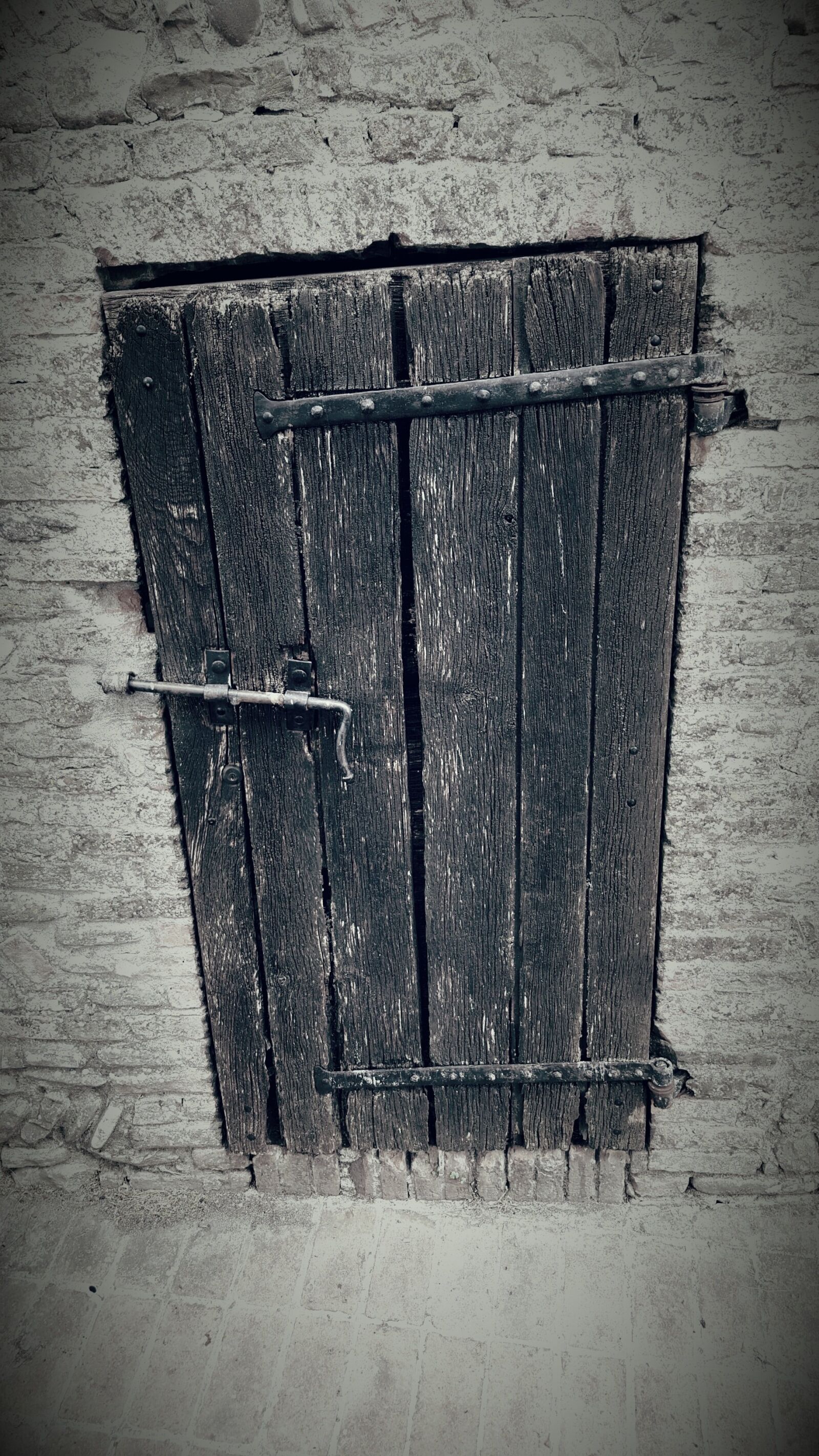 Samsung Galaxy S6 sample photo. Door, antique, doorway photography