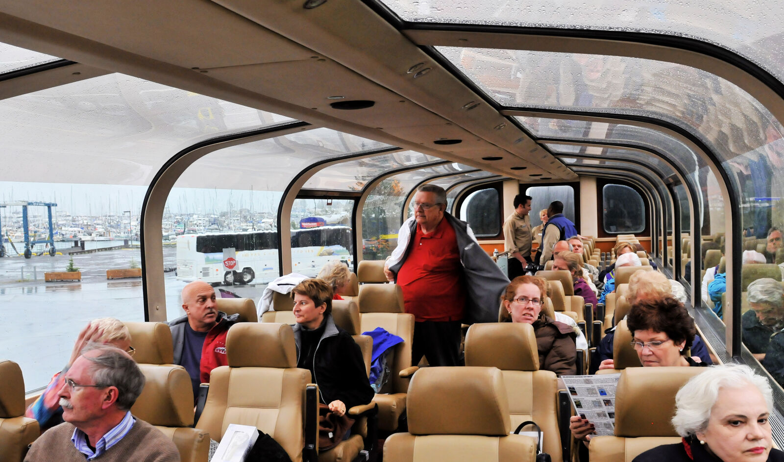 Nikon D300 sample photo. Passenger, passengers, tourist, tourists photography