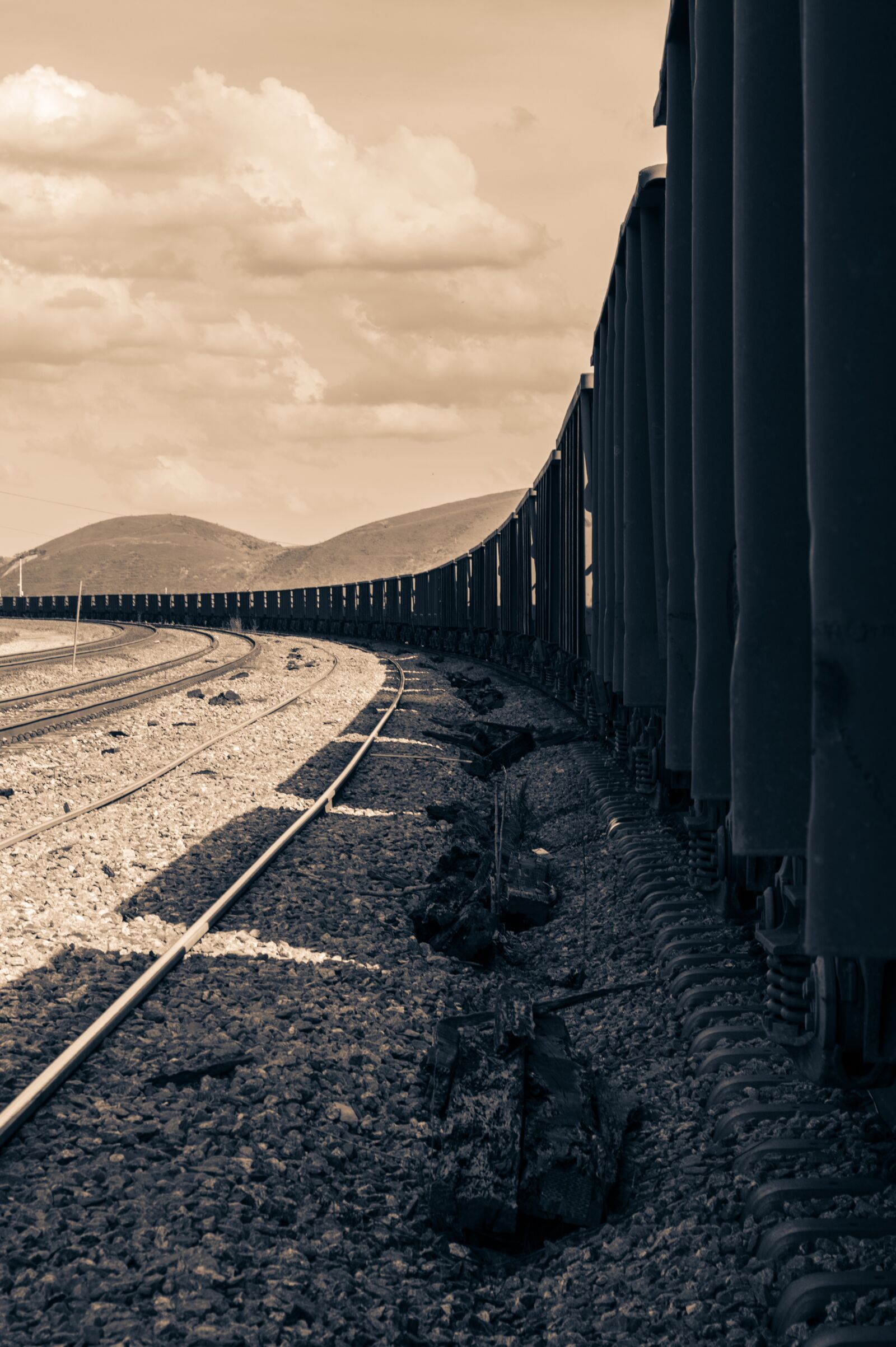 Nikon D3200 sample photo. Train composition, train, composition photography