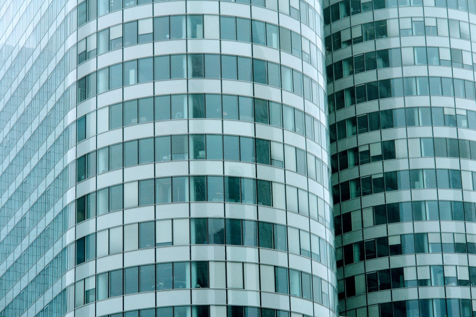Sony DSC-R1 sample photo. Paris, france, facade photography
