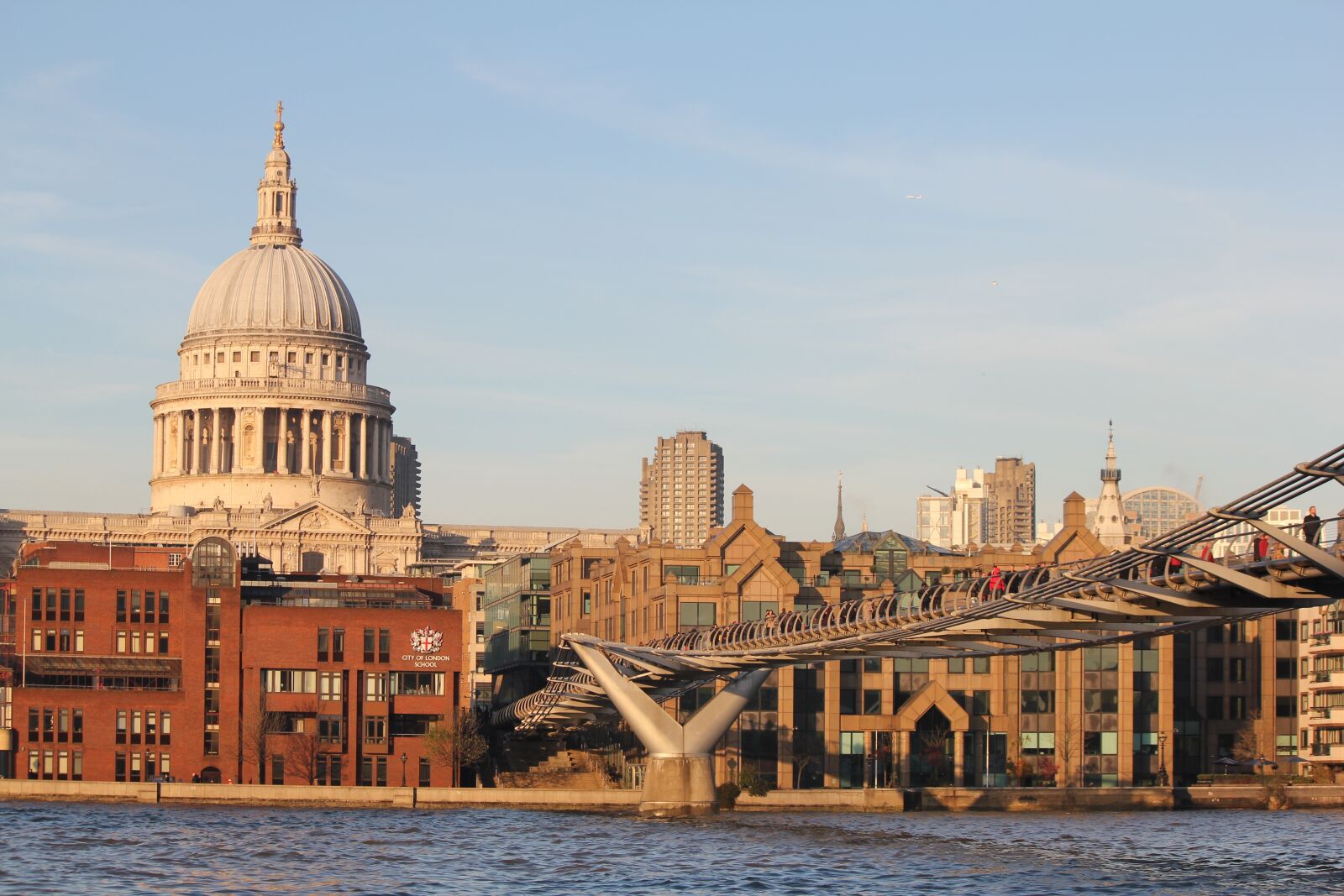 Canon EOS 550D (EOS Rebel T2i / EOS Kiss X4) sample photo. St paul's cathedral, london photography