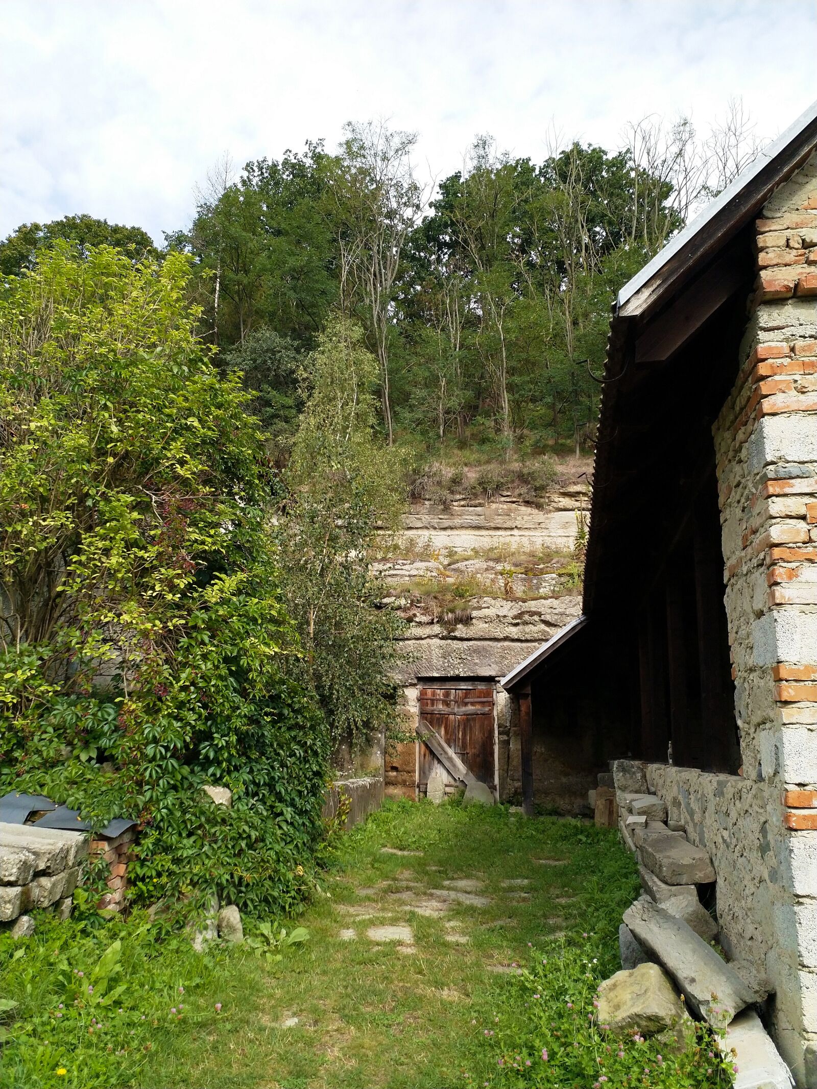 HMD Global Nokia 8 sample photo. Stone dwellings, brhlovce, house photography